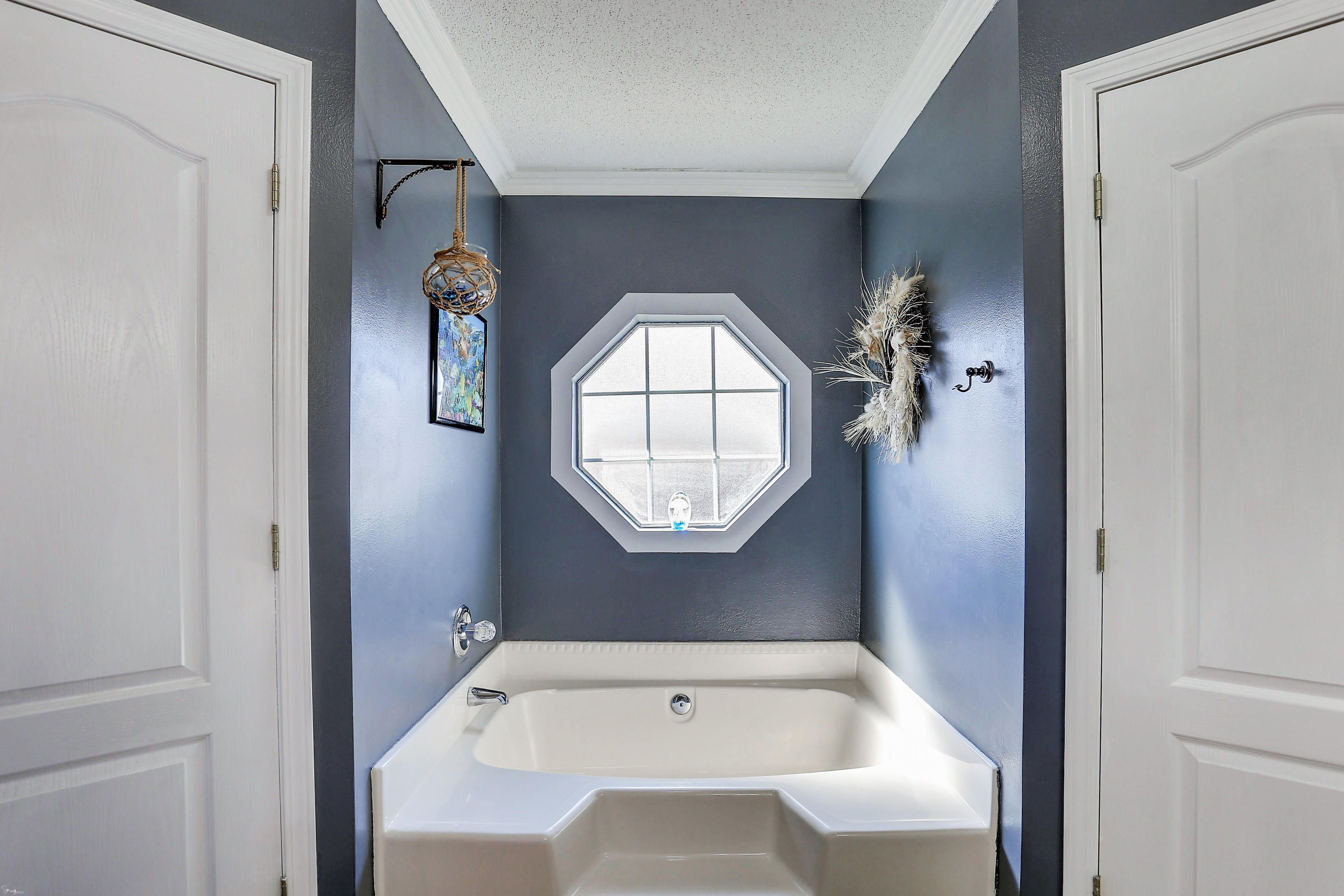 FOX VALLEY - Residential