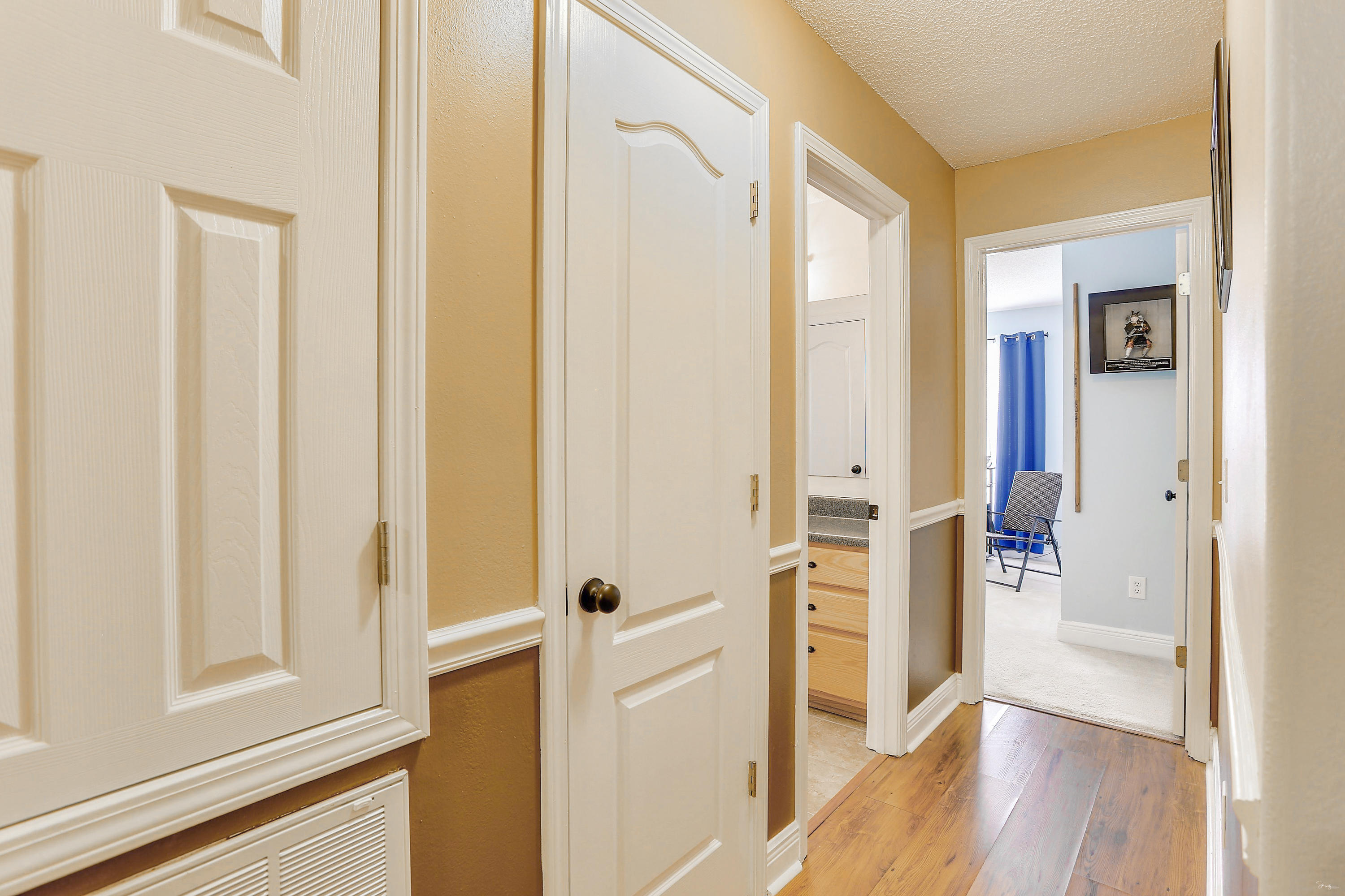 FOX VALLEY - Residential