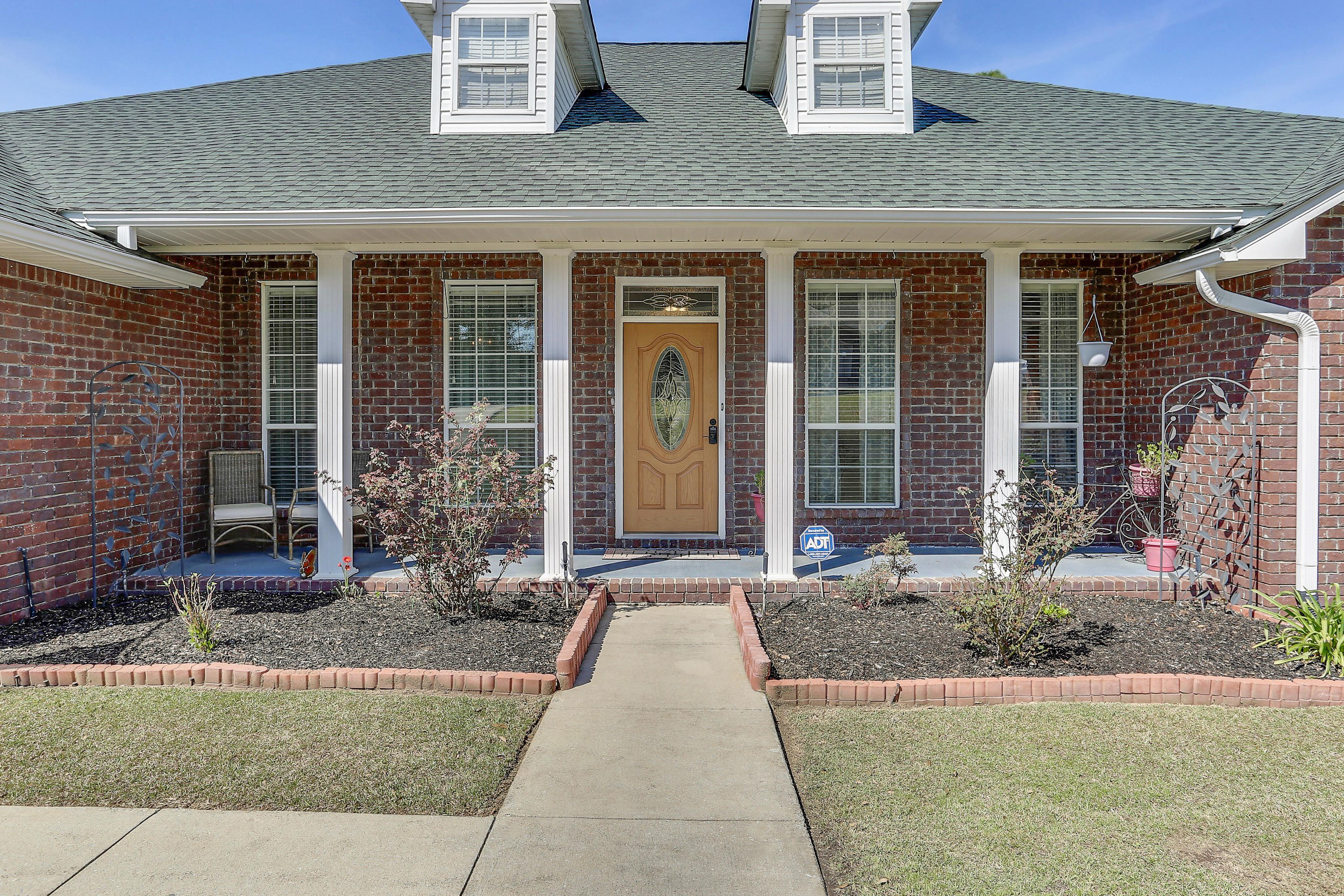 FOX VALLEY - Residential