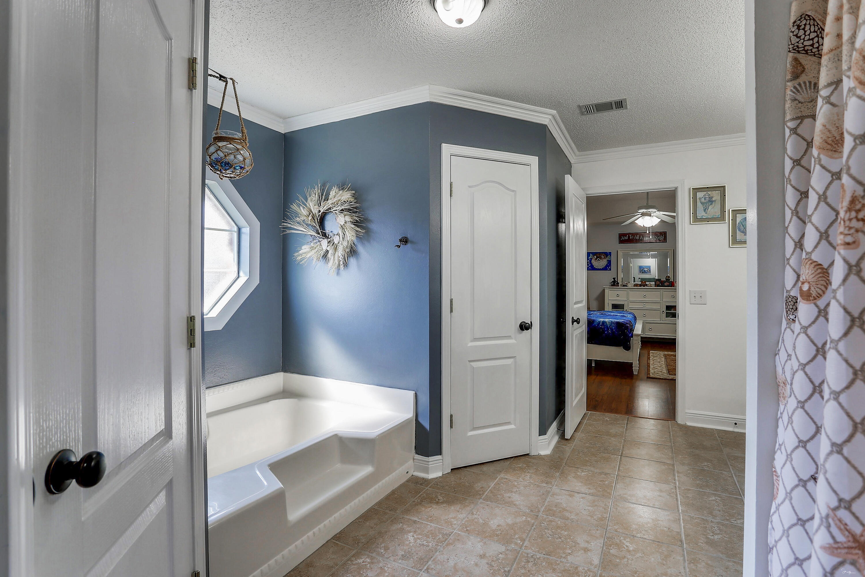 FOX VALLEY - Residential