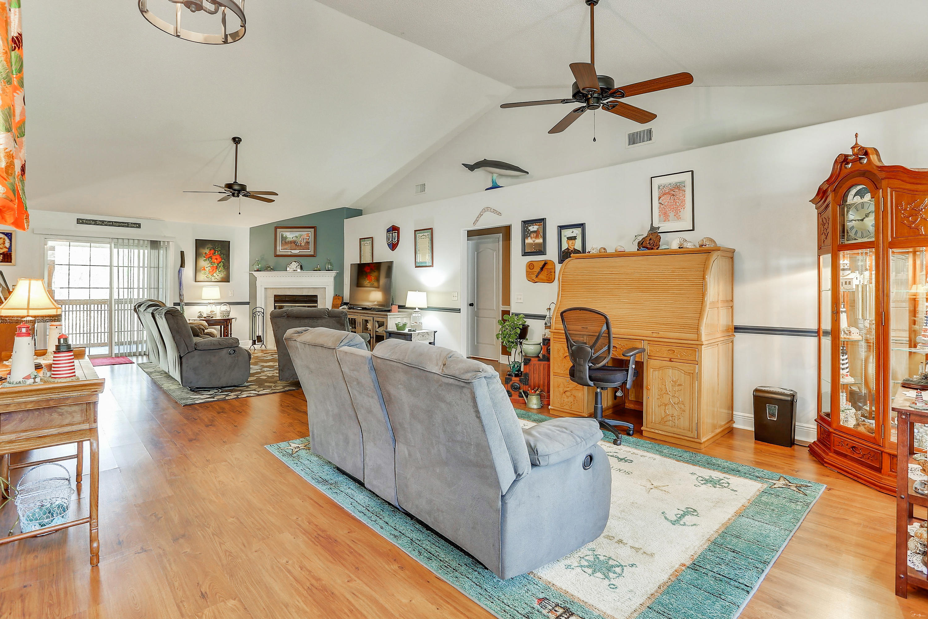 FOX VALLEY - Residential