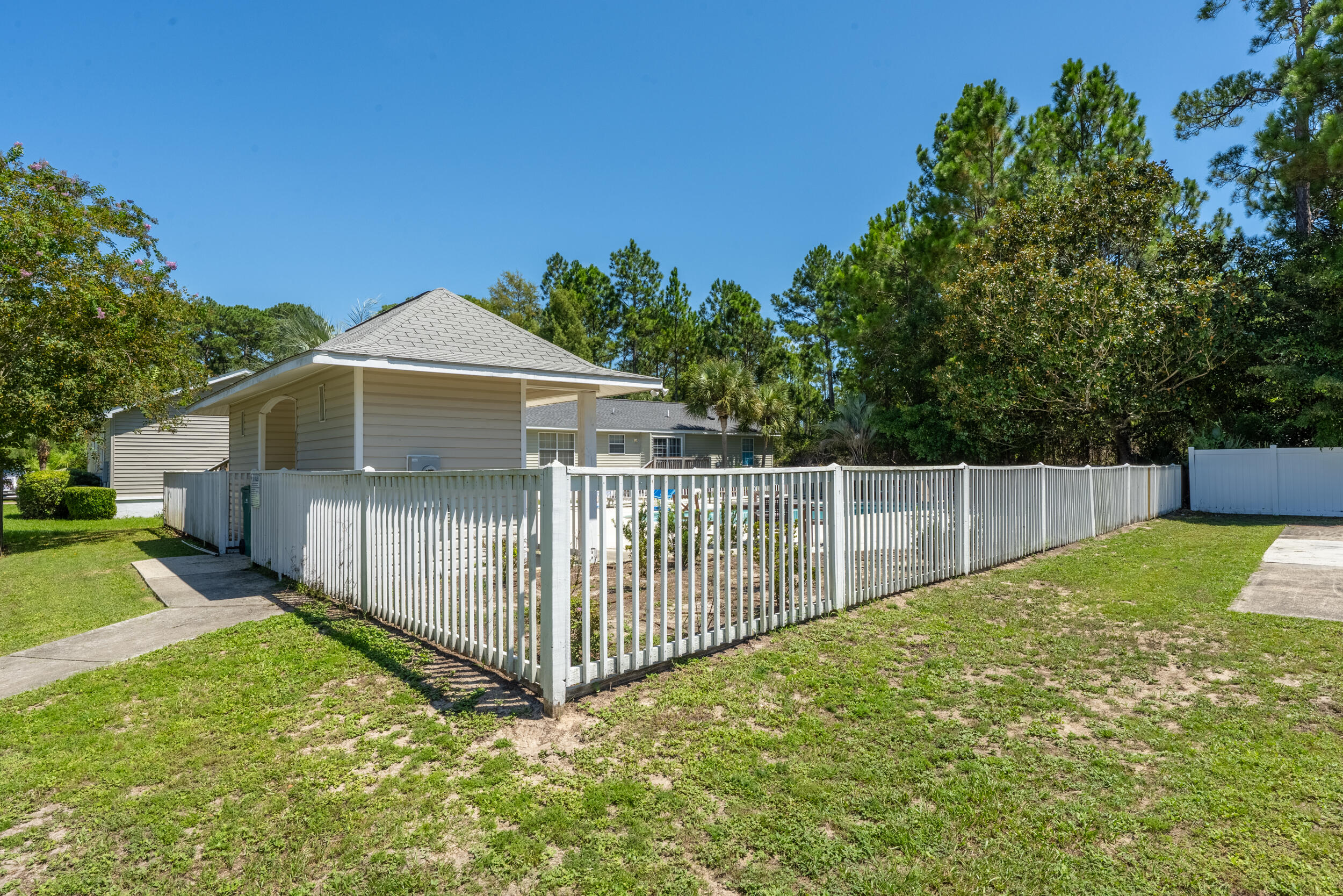 PALMETTO PLANTATION - Residential
