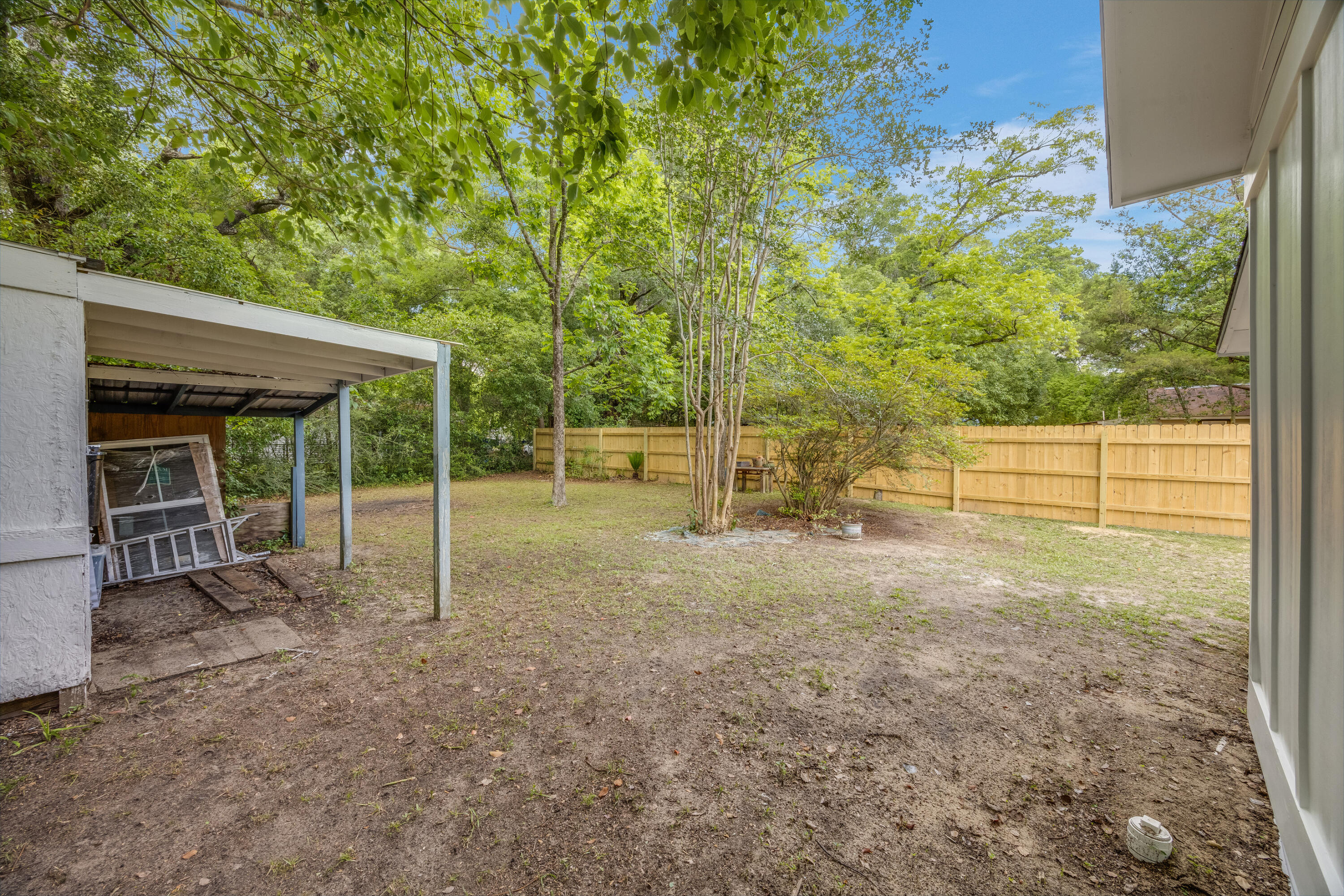 NO RECORDED SUBDIVISION - Residential