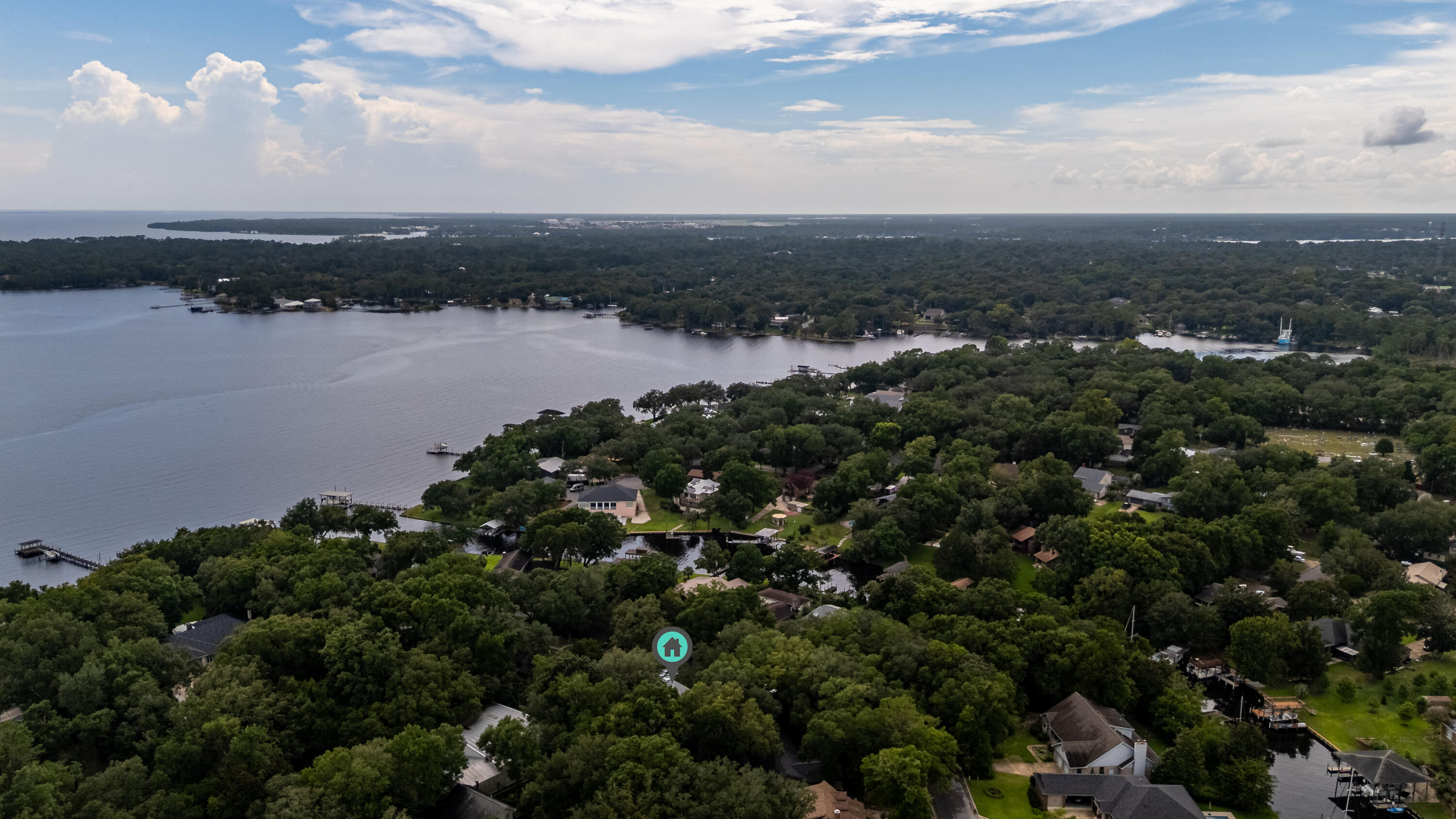 EDGEWATER VILLAGE - Residential
