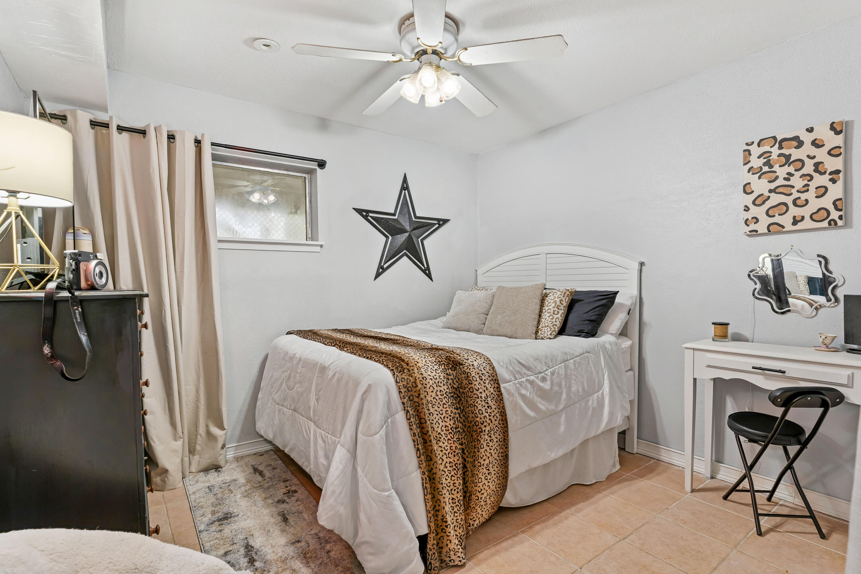 EDGEWATER VILLAGE - Residential