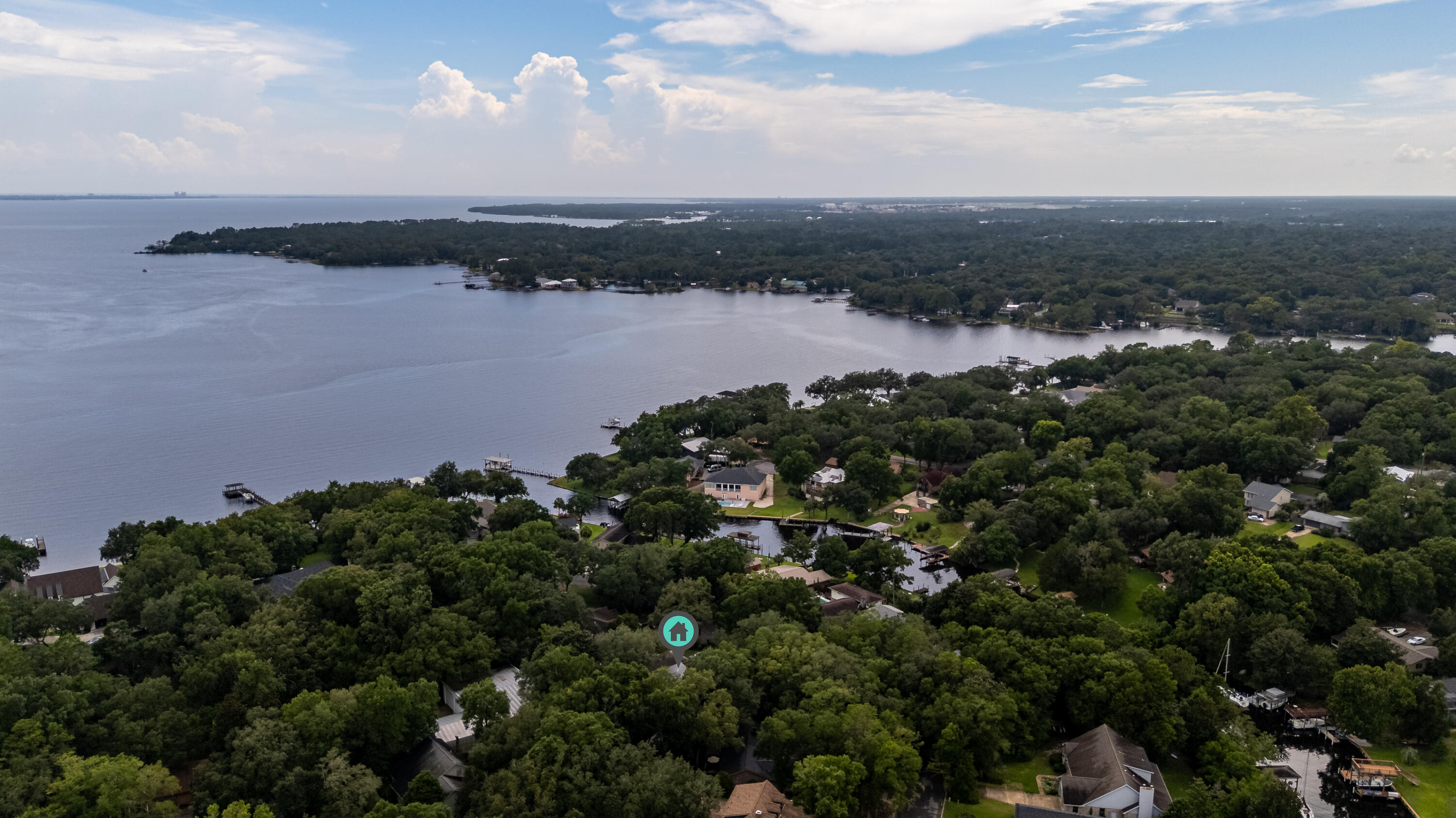 EDGEWATER VILLAGE - Residential