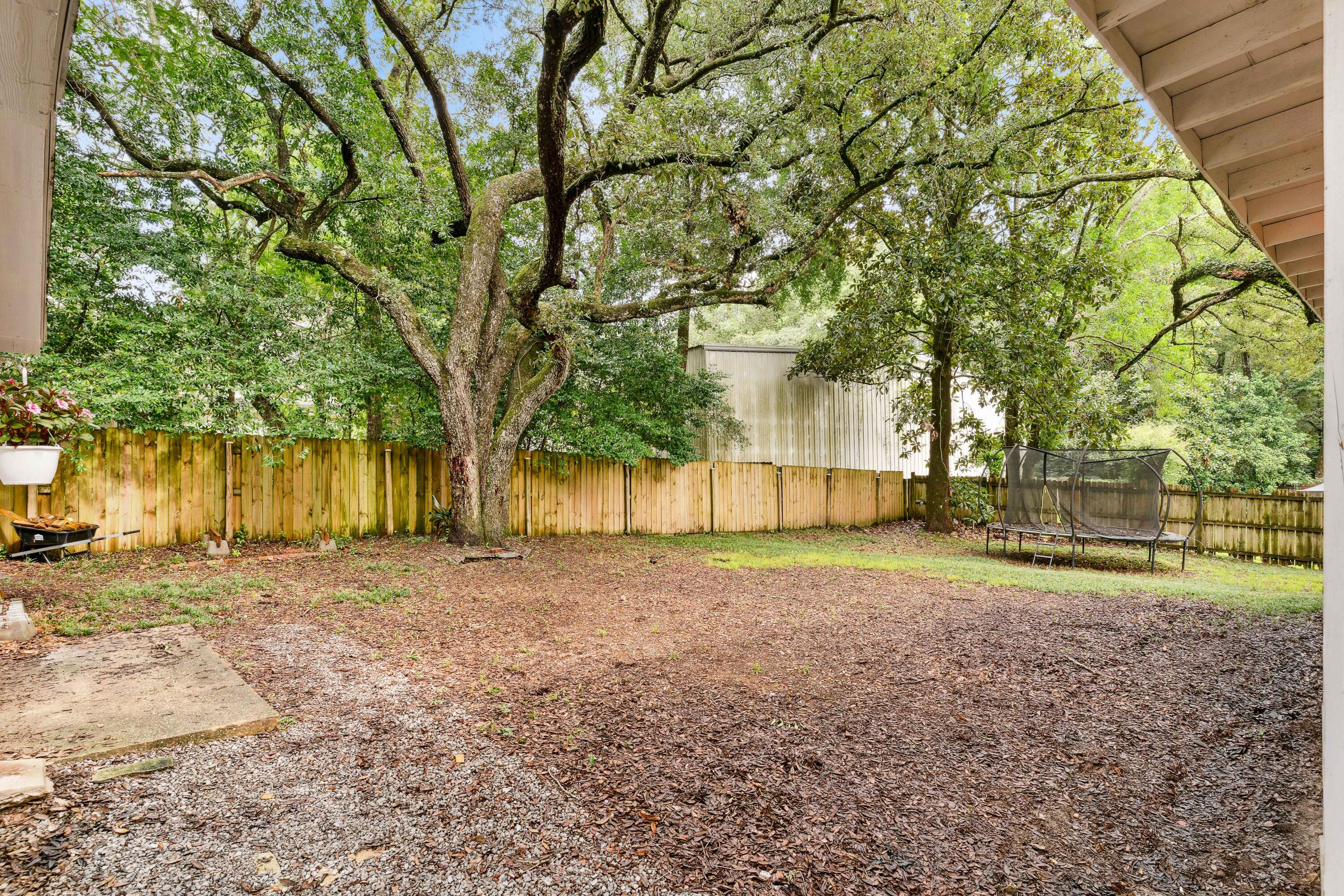 EDGEWATER VILLAGE - Residential