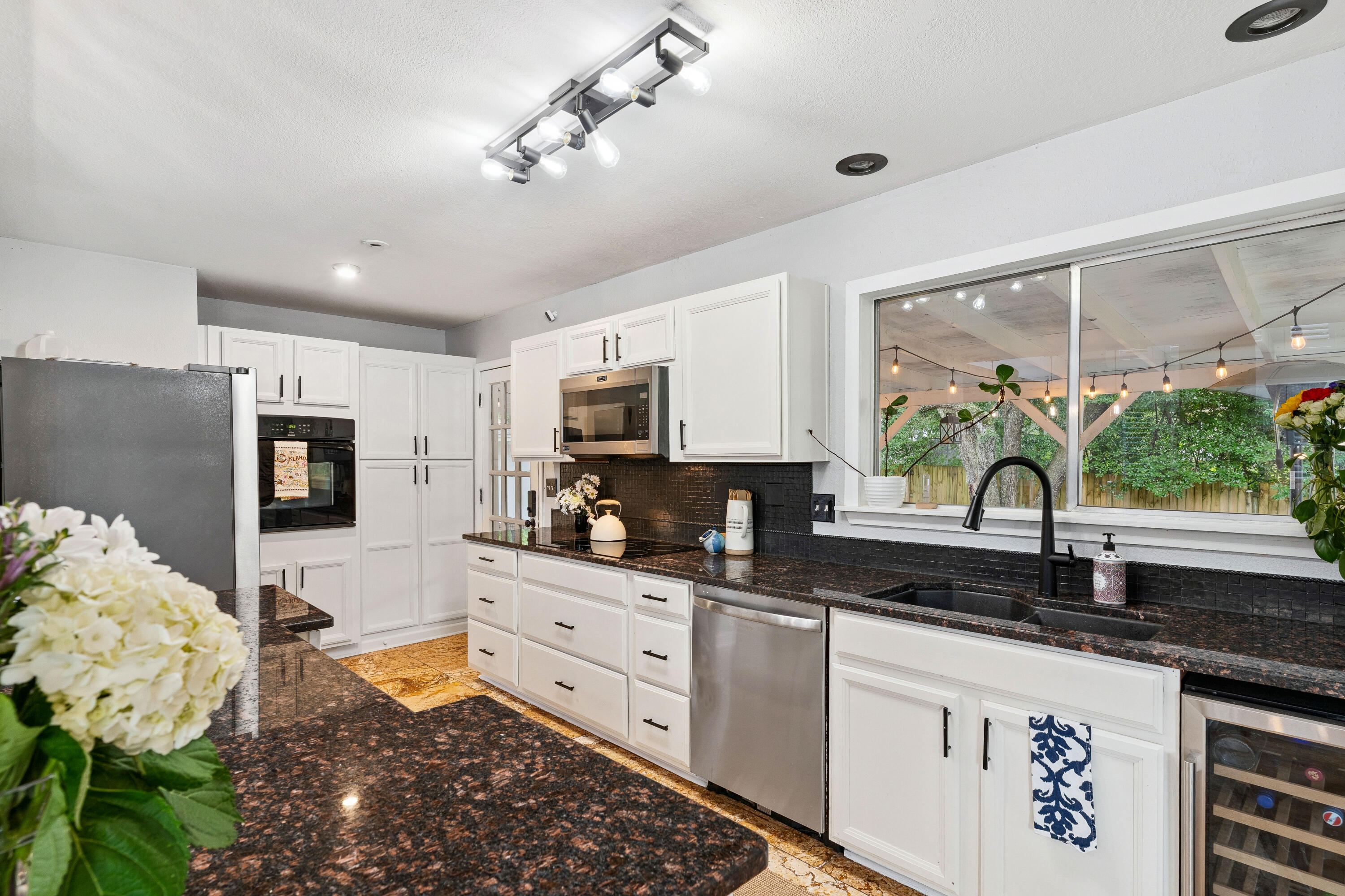 EDGEWATER VILLAGE - Residential