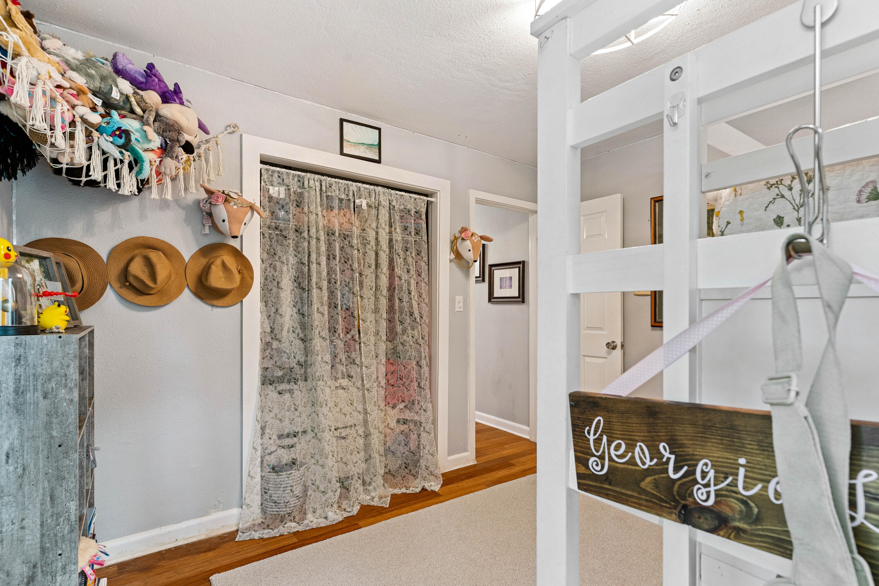 EDGEWATER VILLAGE - Residential