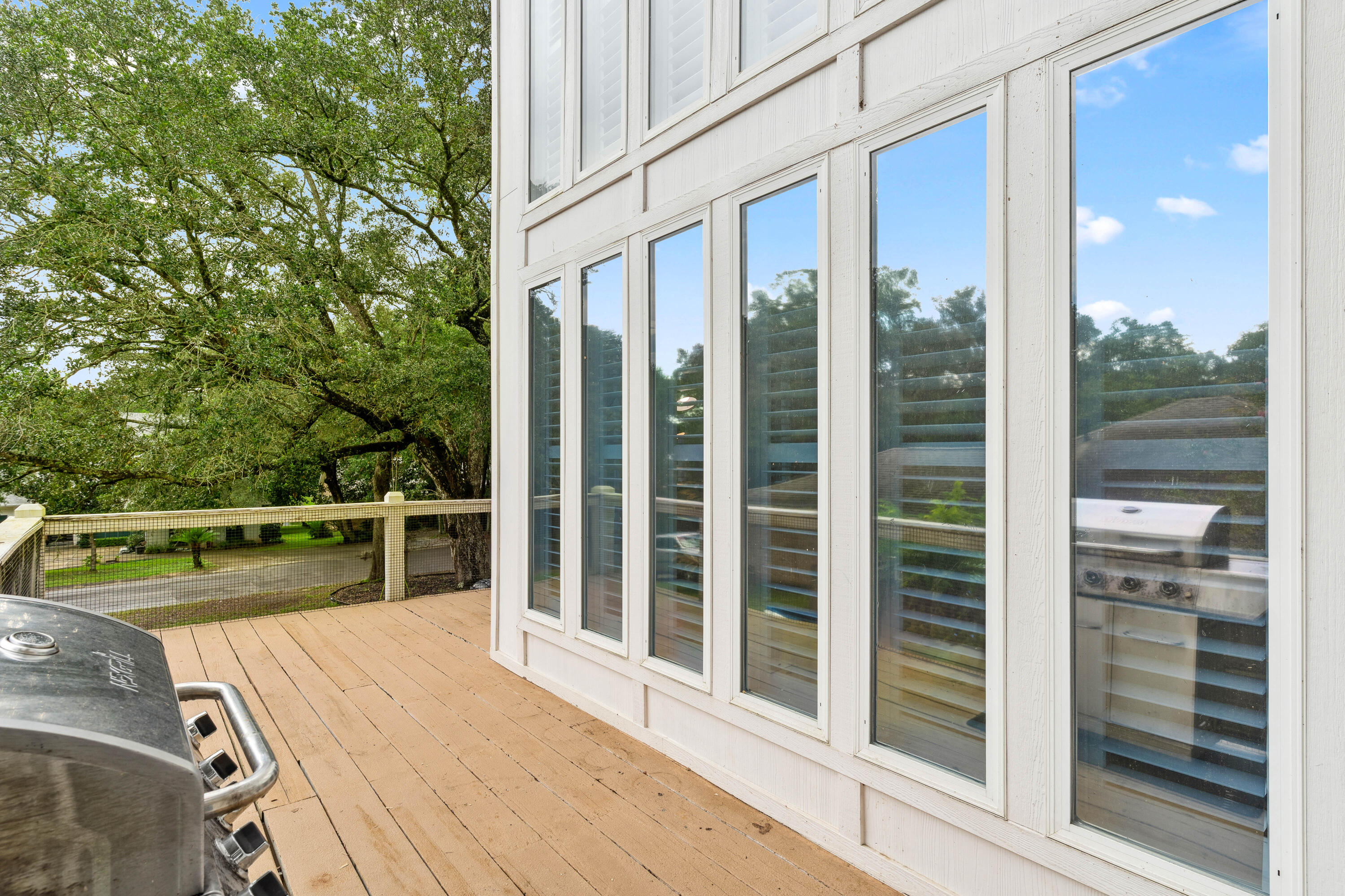 EDGEWATER VILLAGE - Residential