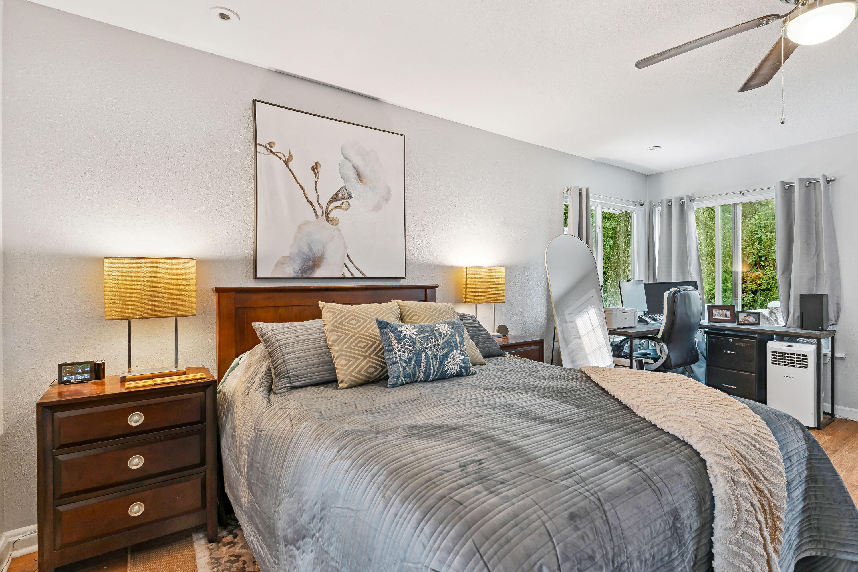 EDGEWATER VILLAGE - Residential