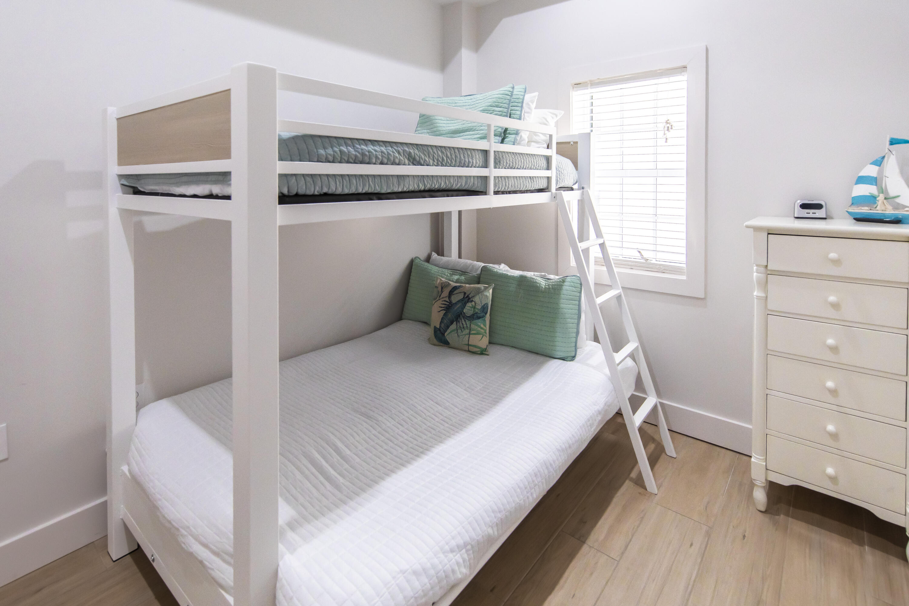 VILLAGE OF SOUTH WALTON BEACH THE - Residential