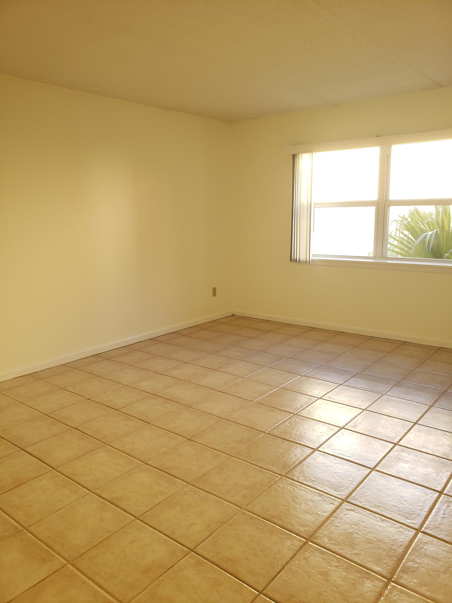 CEDARS CONDO - Residential Lease