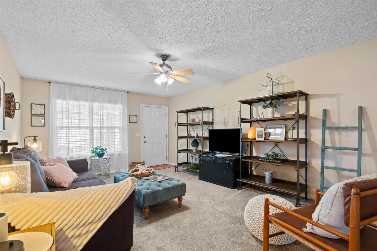 Navarre 1st Add - Residential