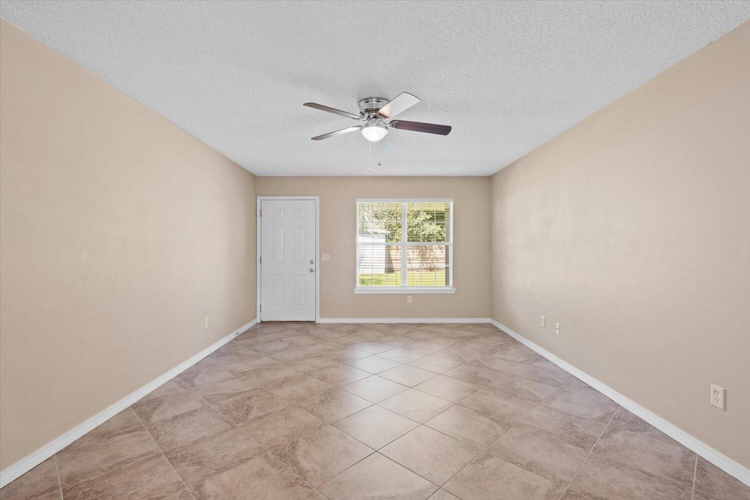 Navarre 1st Add - Residential