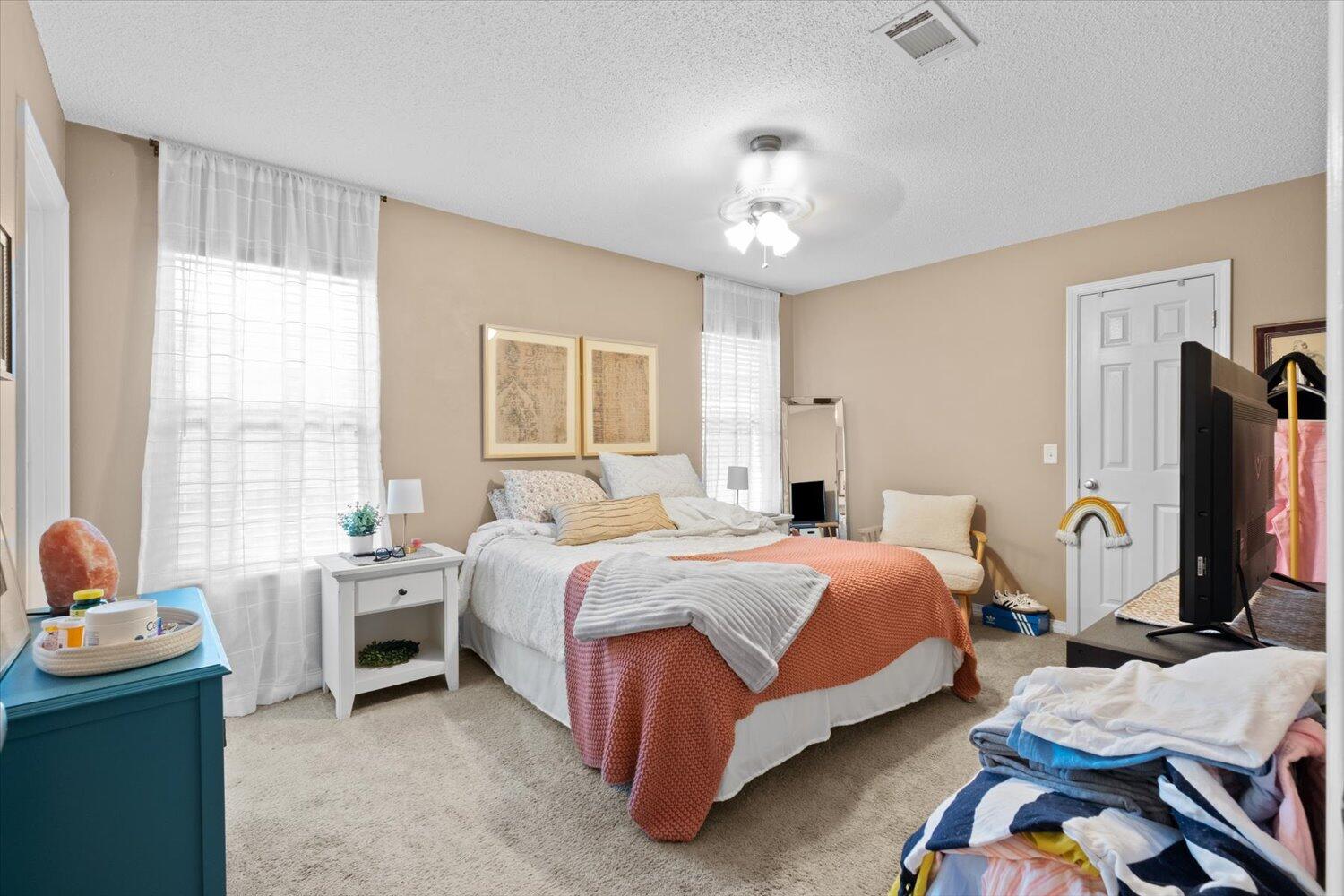 Navarre 1st Add - Residential