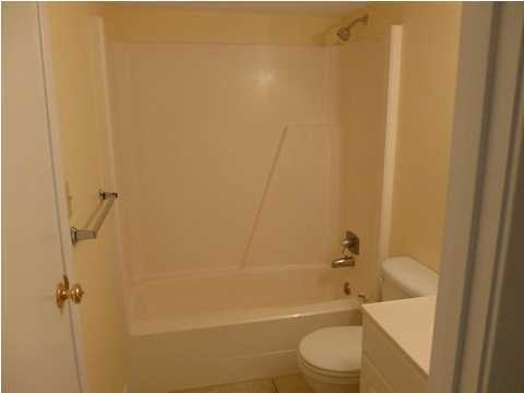 FINISTERRA CONDO - Residential