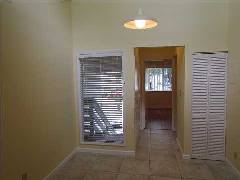 FINISTERRA CONDO - Residential