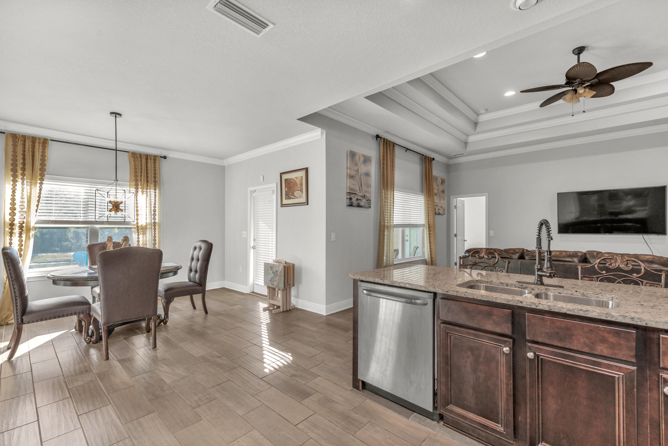 HAMMOCK BAY - Residential