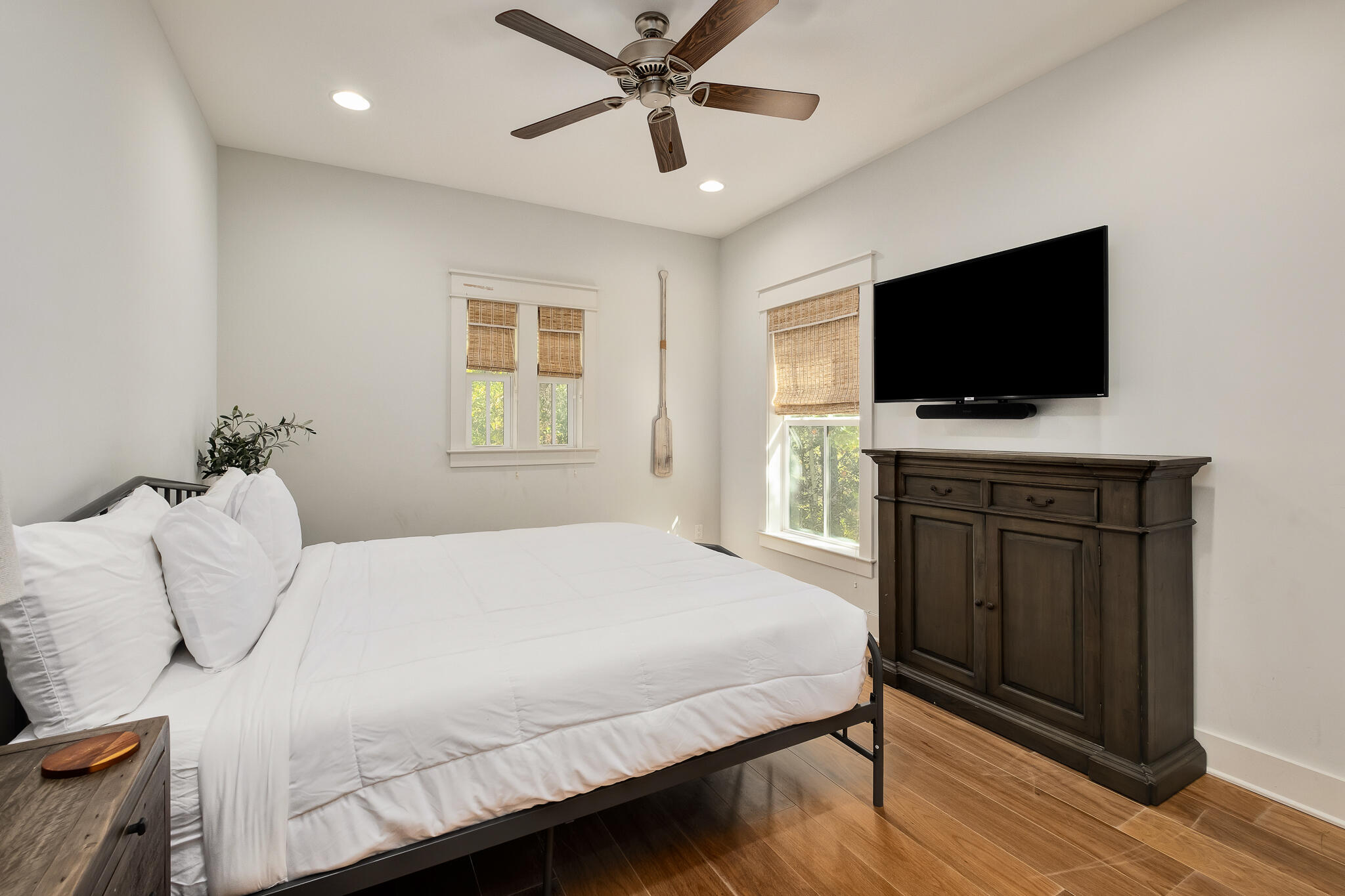 MAGNOLIA COTTAGES - Residential