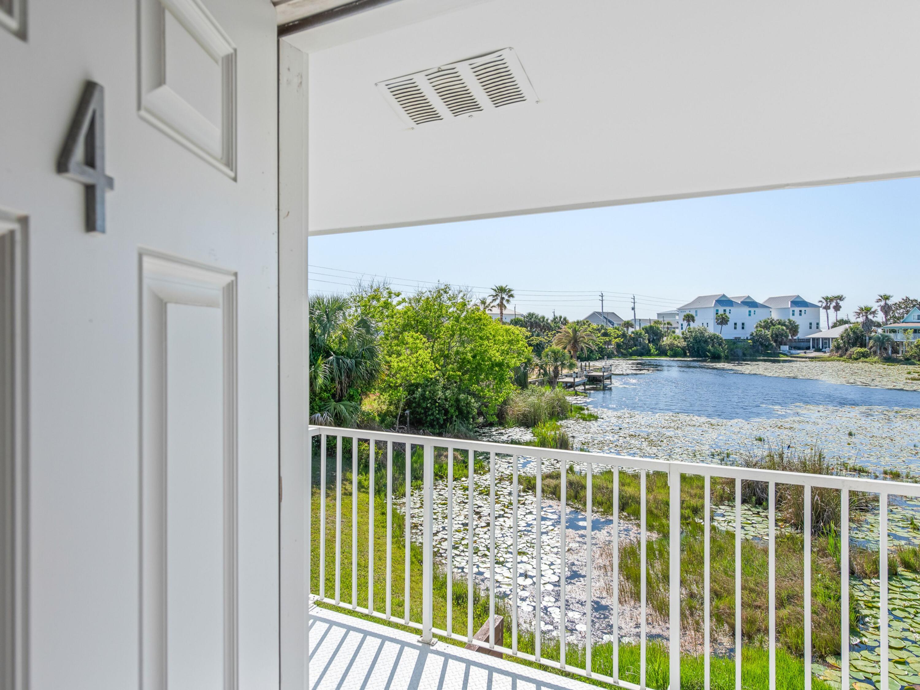 LAGUNA BEACH - Residential
