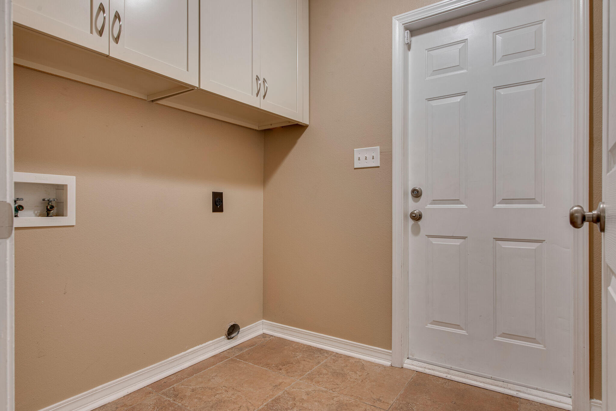 MARSH HARBOR - Residential