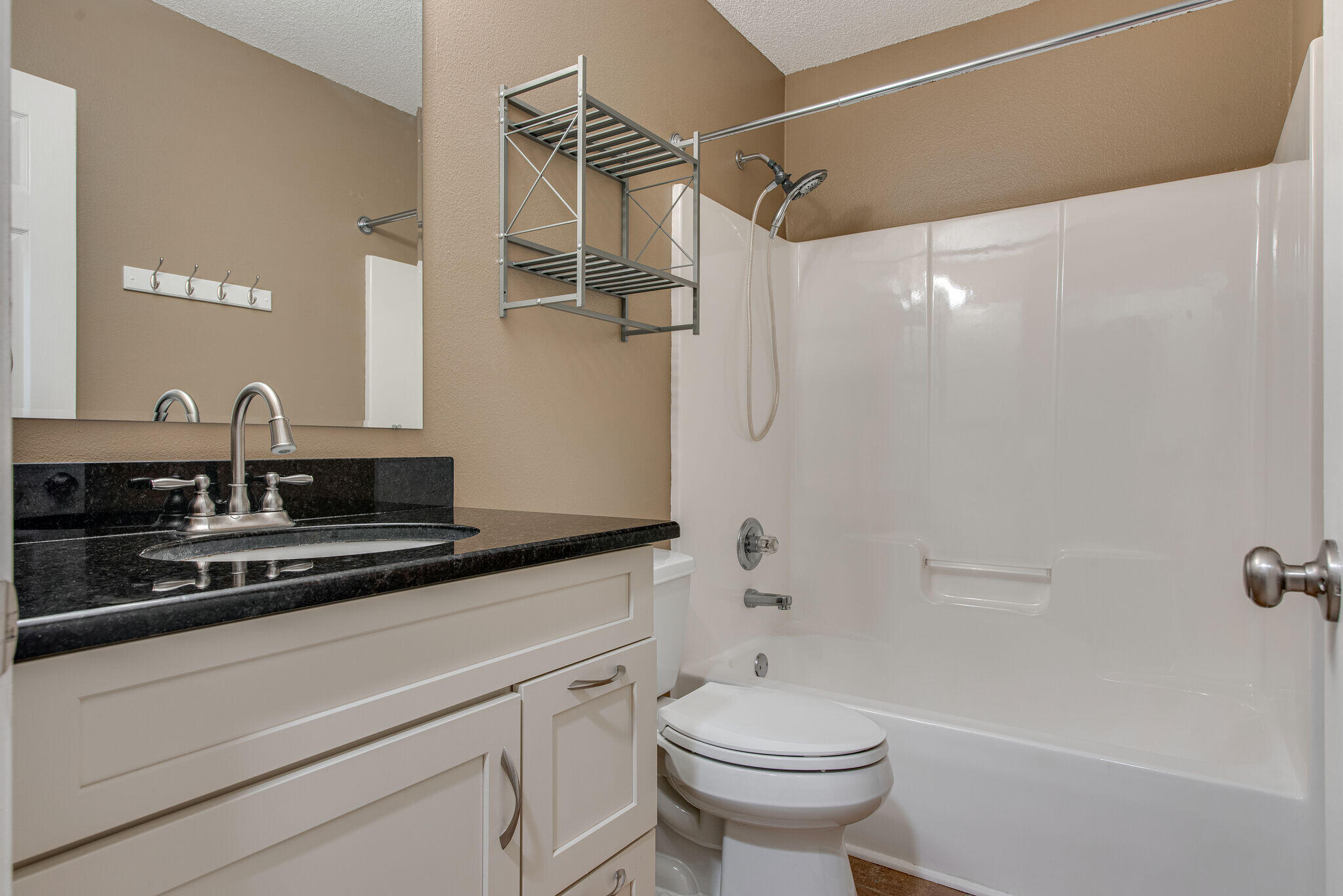 MARSH HARBOR - Residential