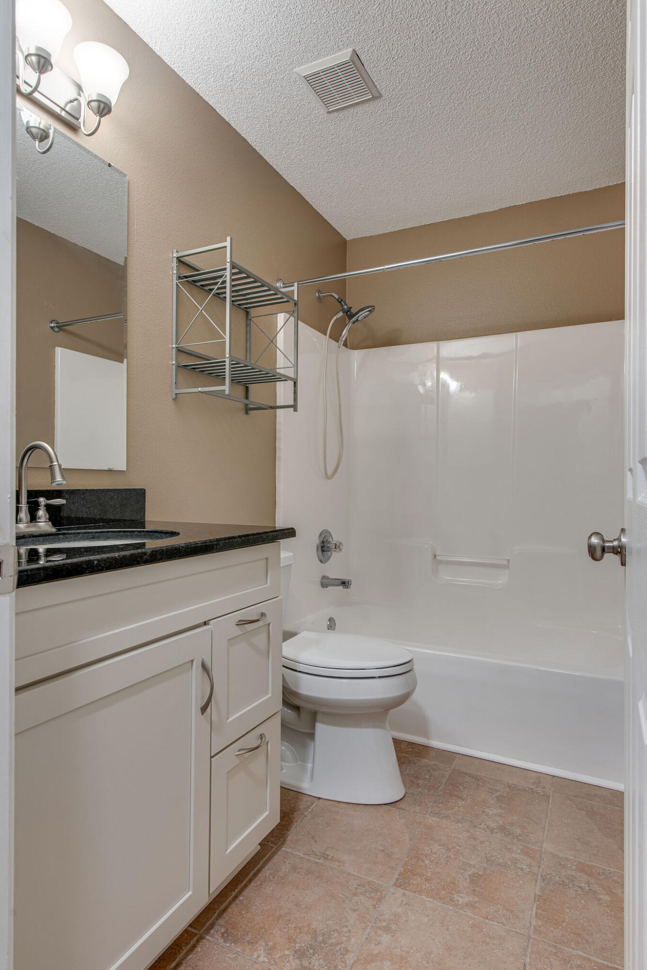 MARSH HARBOR - Residential