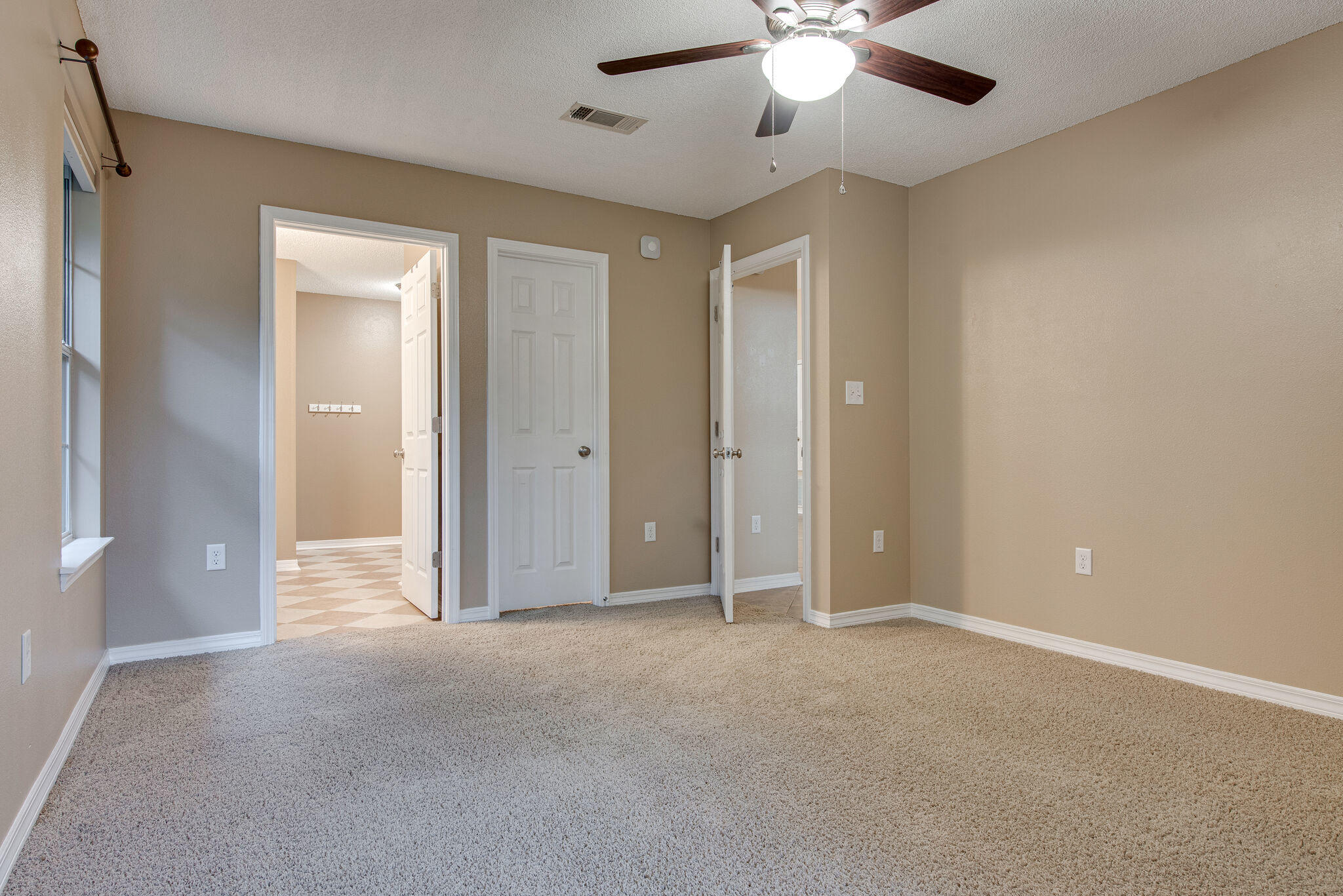 MARSH HARBOR - Residential