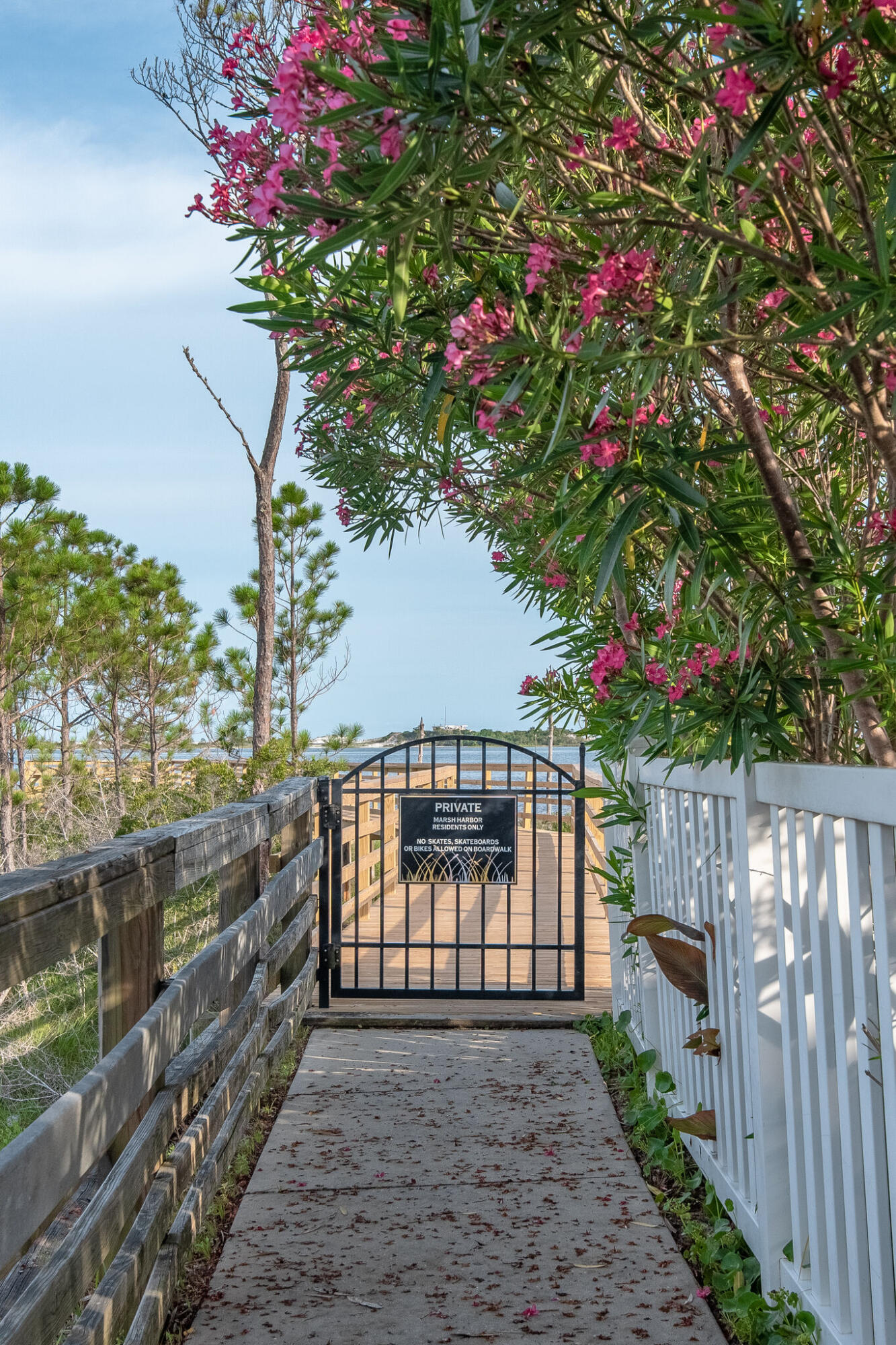 MARSH HARBOR - Residential