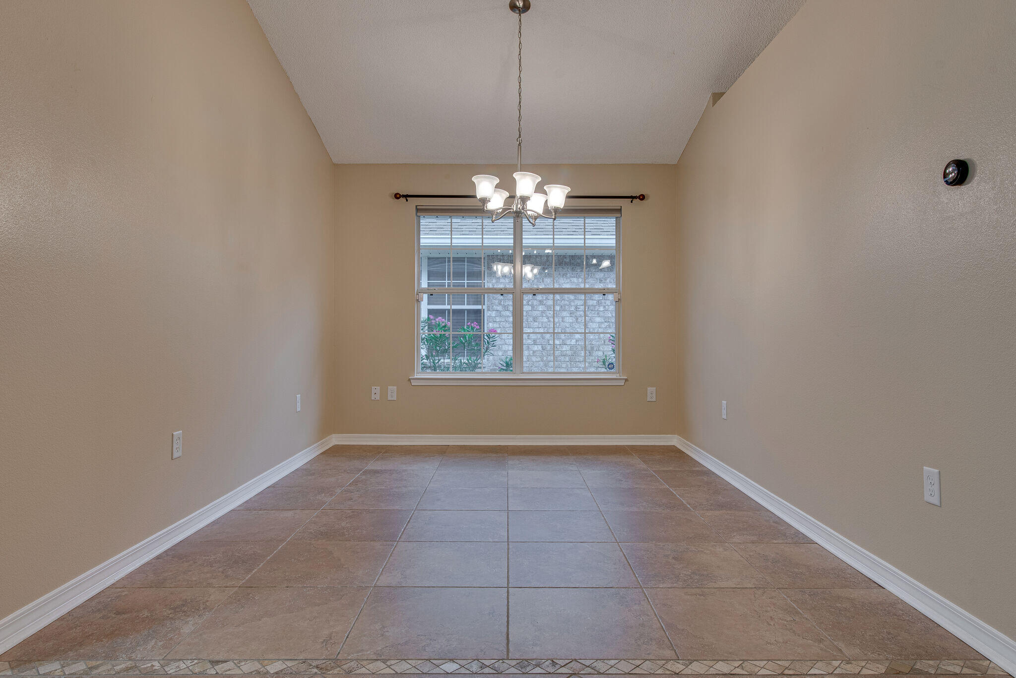 MARSH HARBOR - Residential