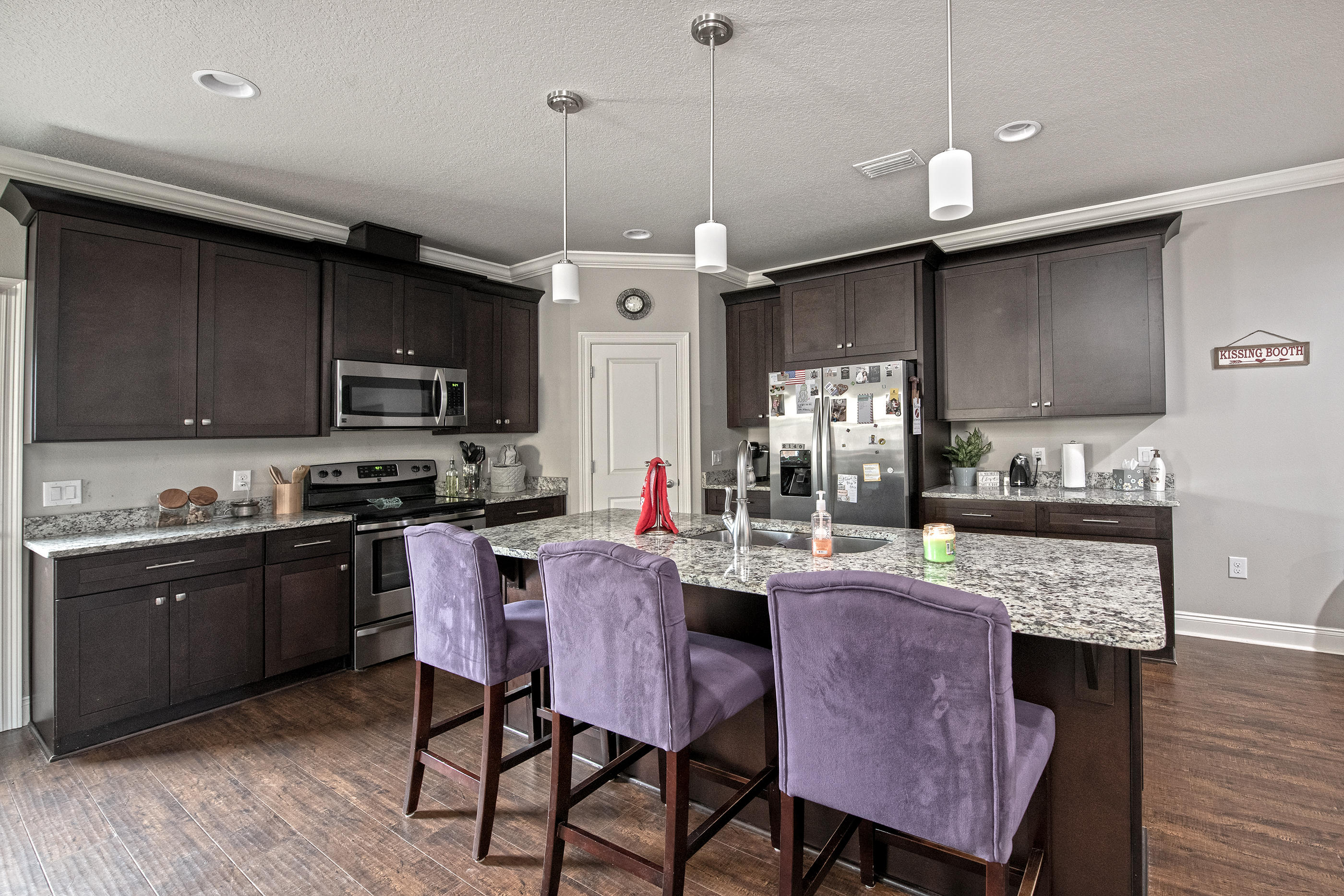 CRESCENT SHORES - Residential