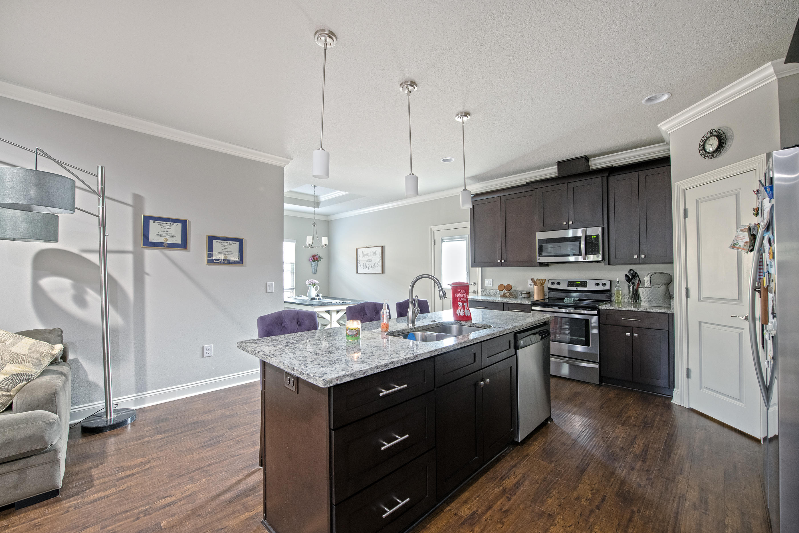 CRESCENT SHORES - Residential