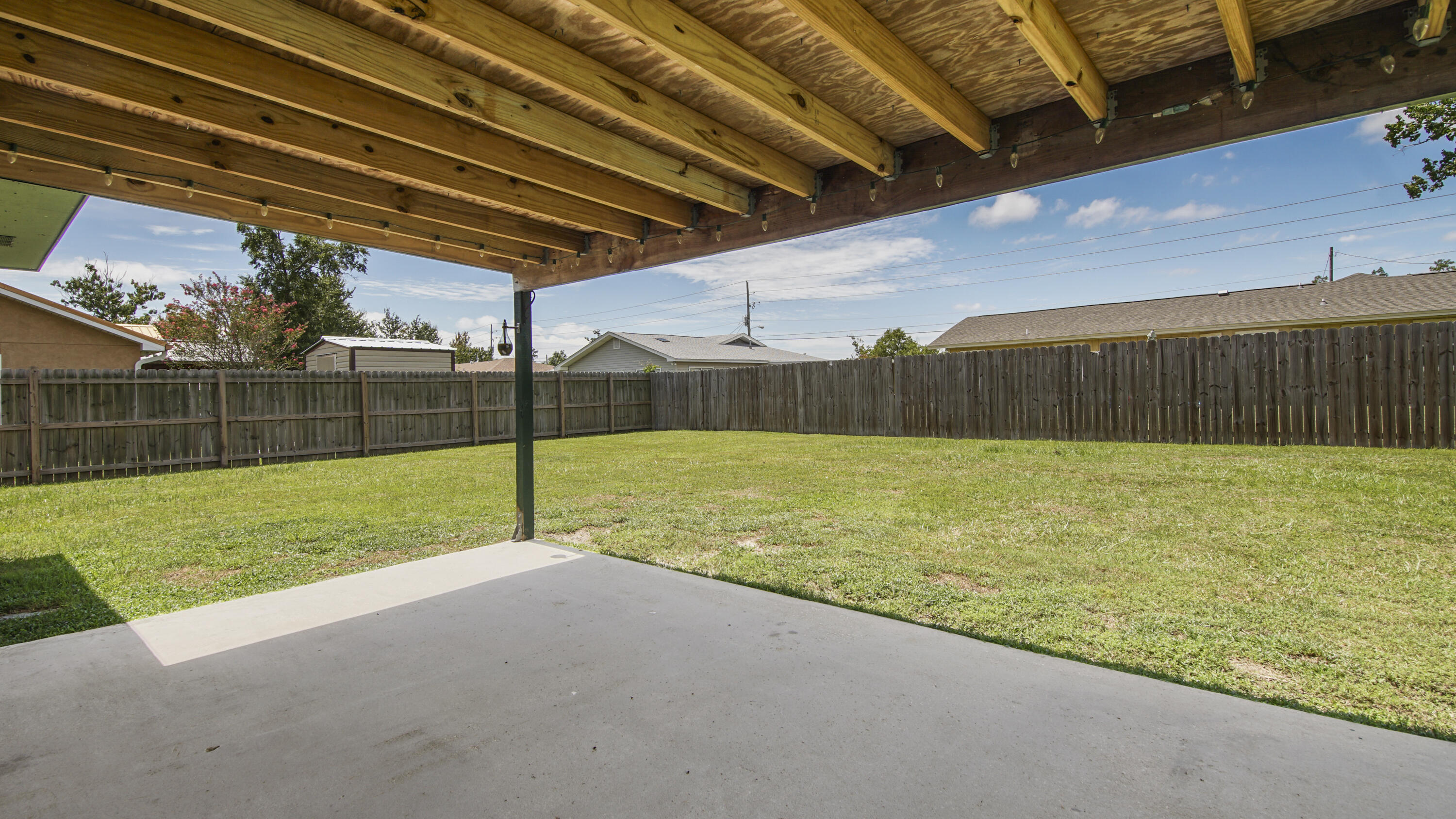 FOREST SHORES - Residential