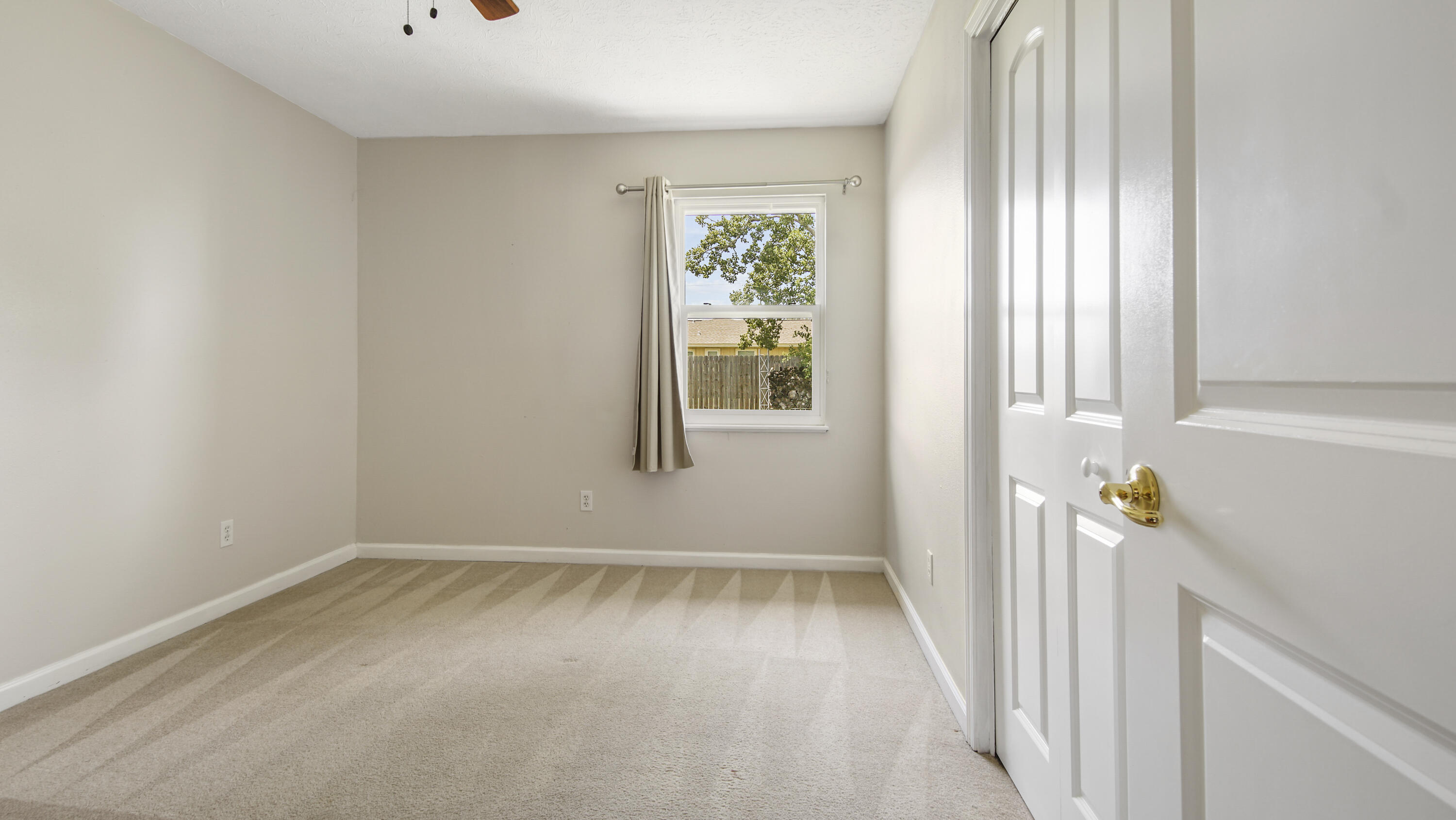 FOREST SHORES - Residential