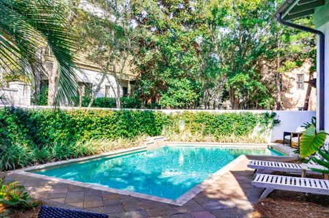 A home in Rosemary Beach