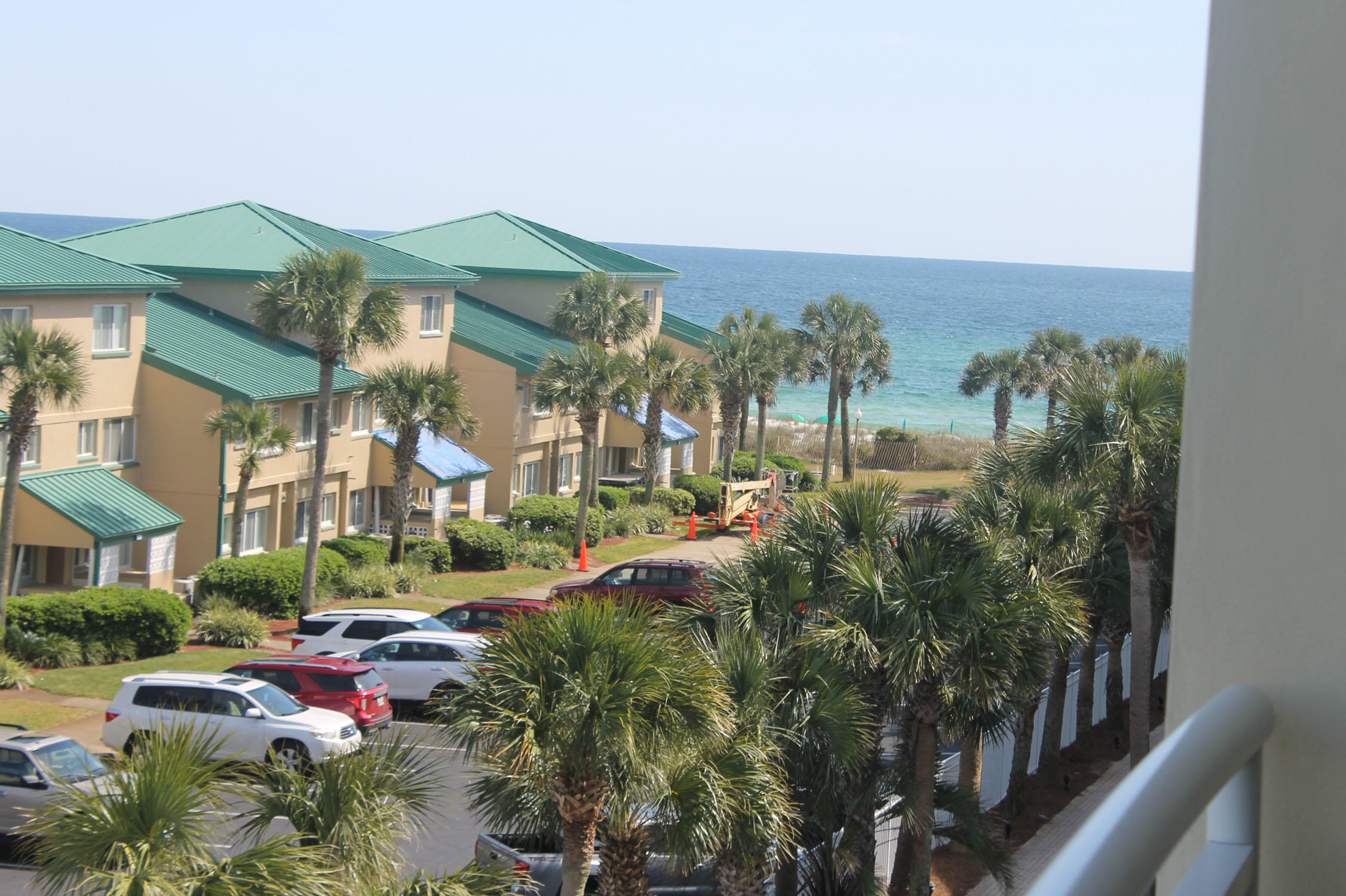 DESTIN WEST GULFSIDE VILLAS - Residential