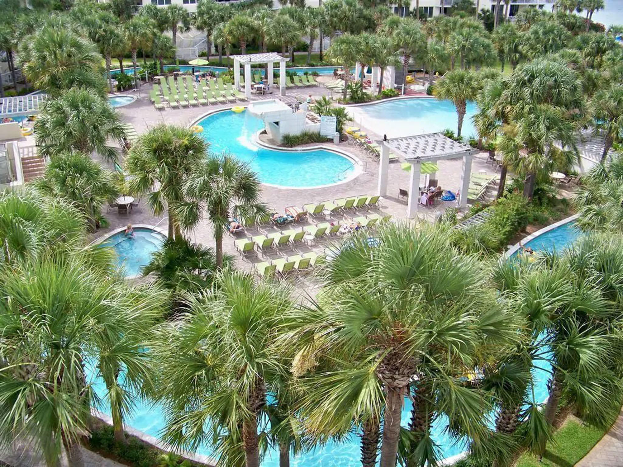 DESTIN WEST GULFSIDE VILLAS - Residential