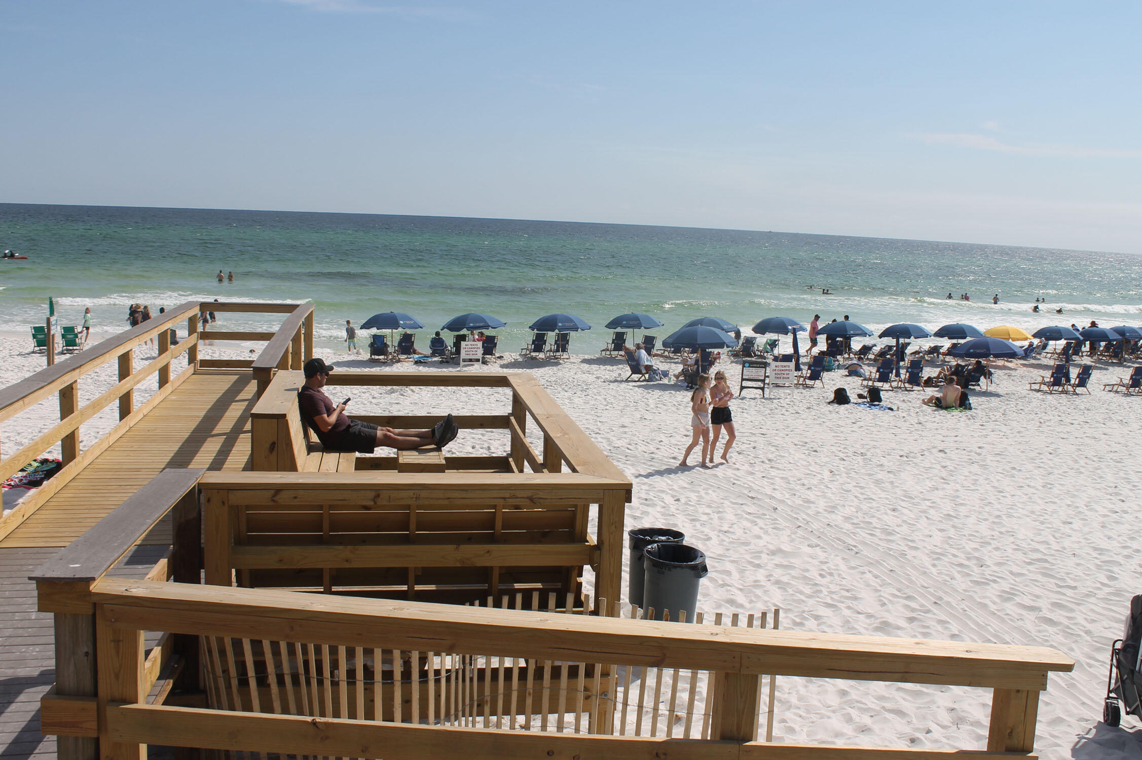 DESTIN WEST GULFSIDE VILLAS - Residential