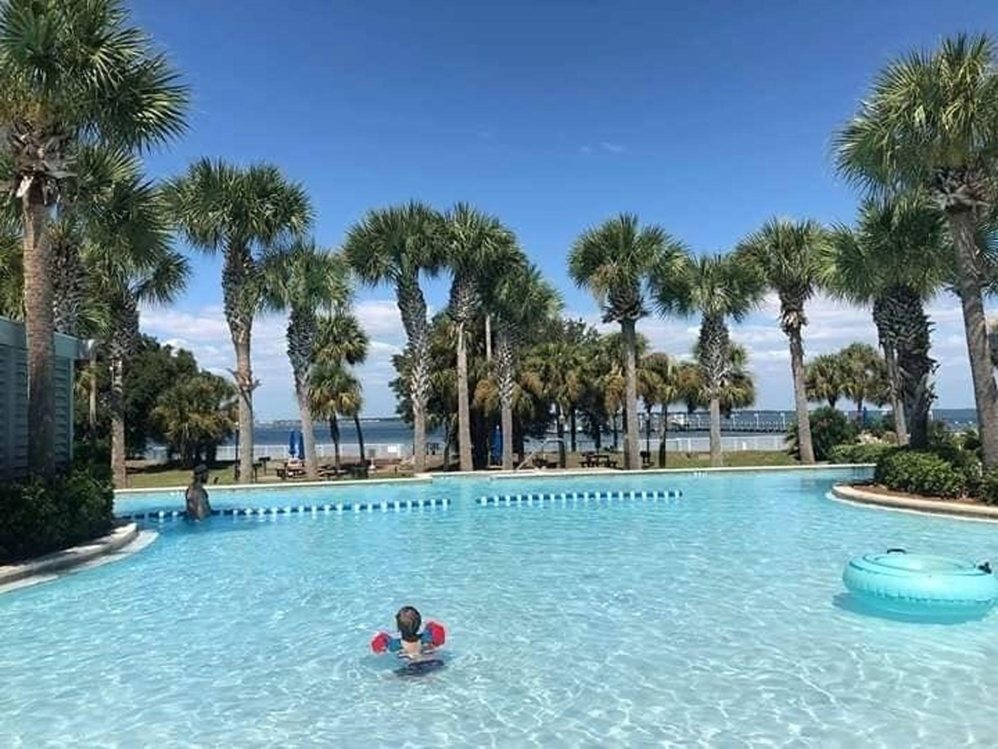 DESTIN WEST GULFSIDE VILLAS - Residential