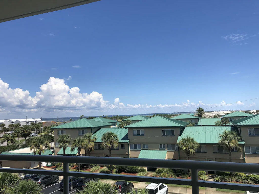 DESTIN WEST GULFSIDE VILLAS - Residential