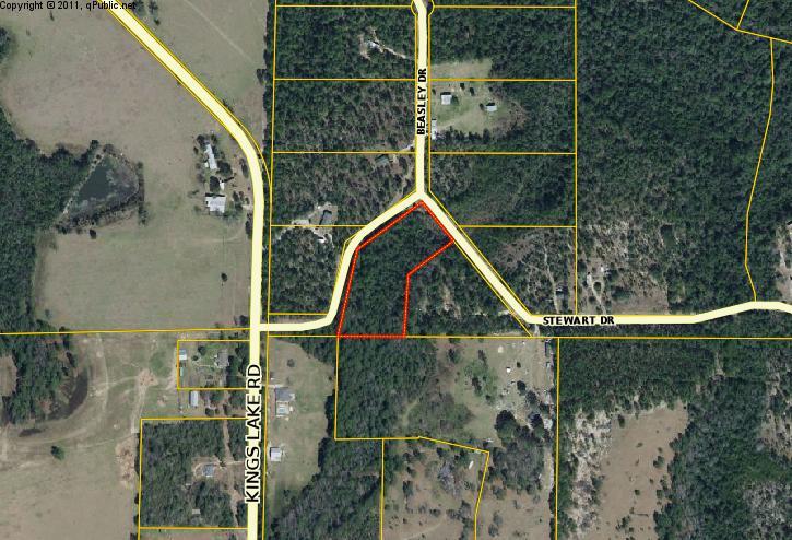 Country living at it's finest. Over 4 acres adjacent to a flowing creek. Build your perfect home on this large lot.