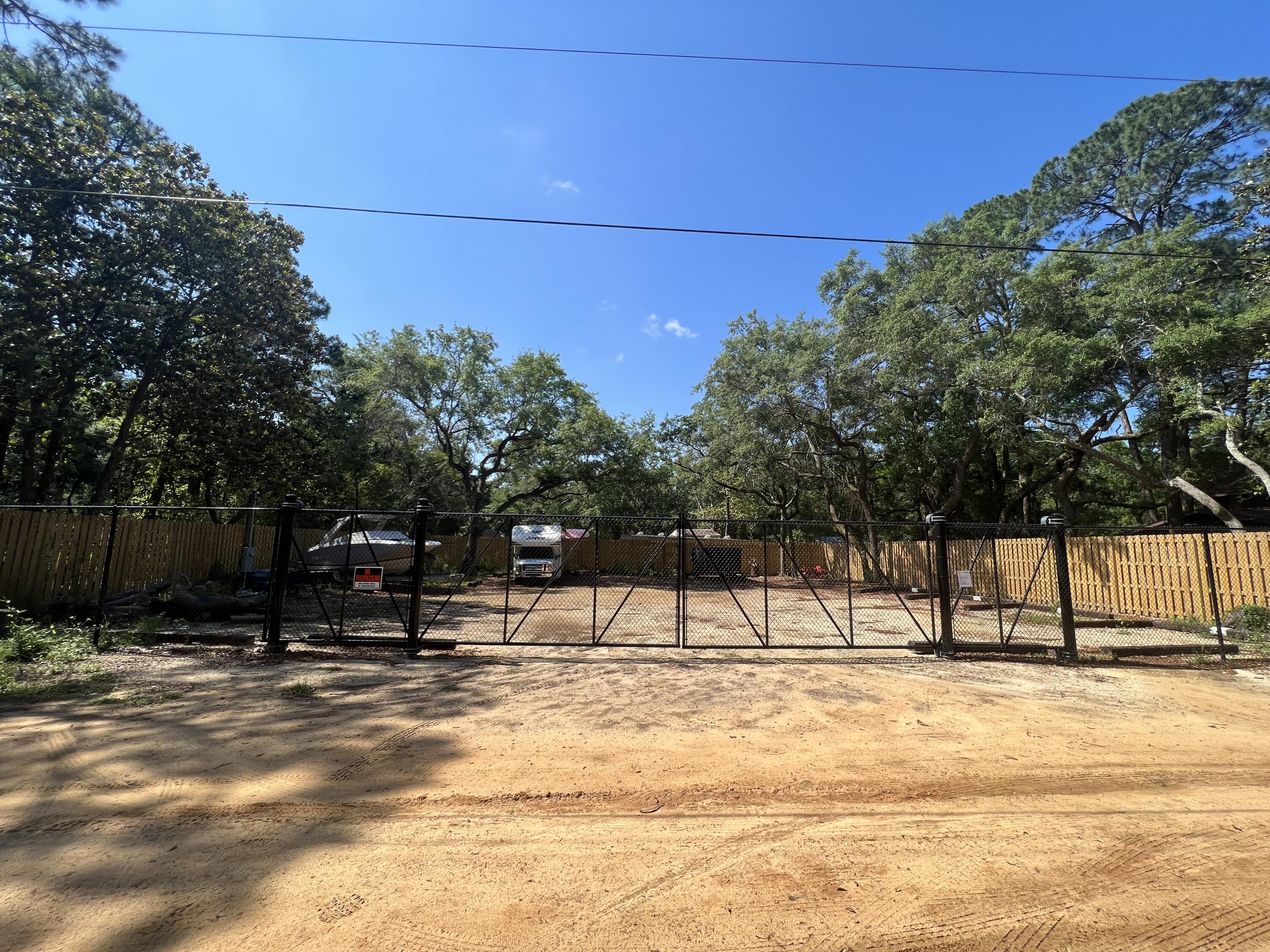 Metes and Bounds - Land