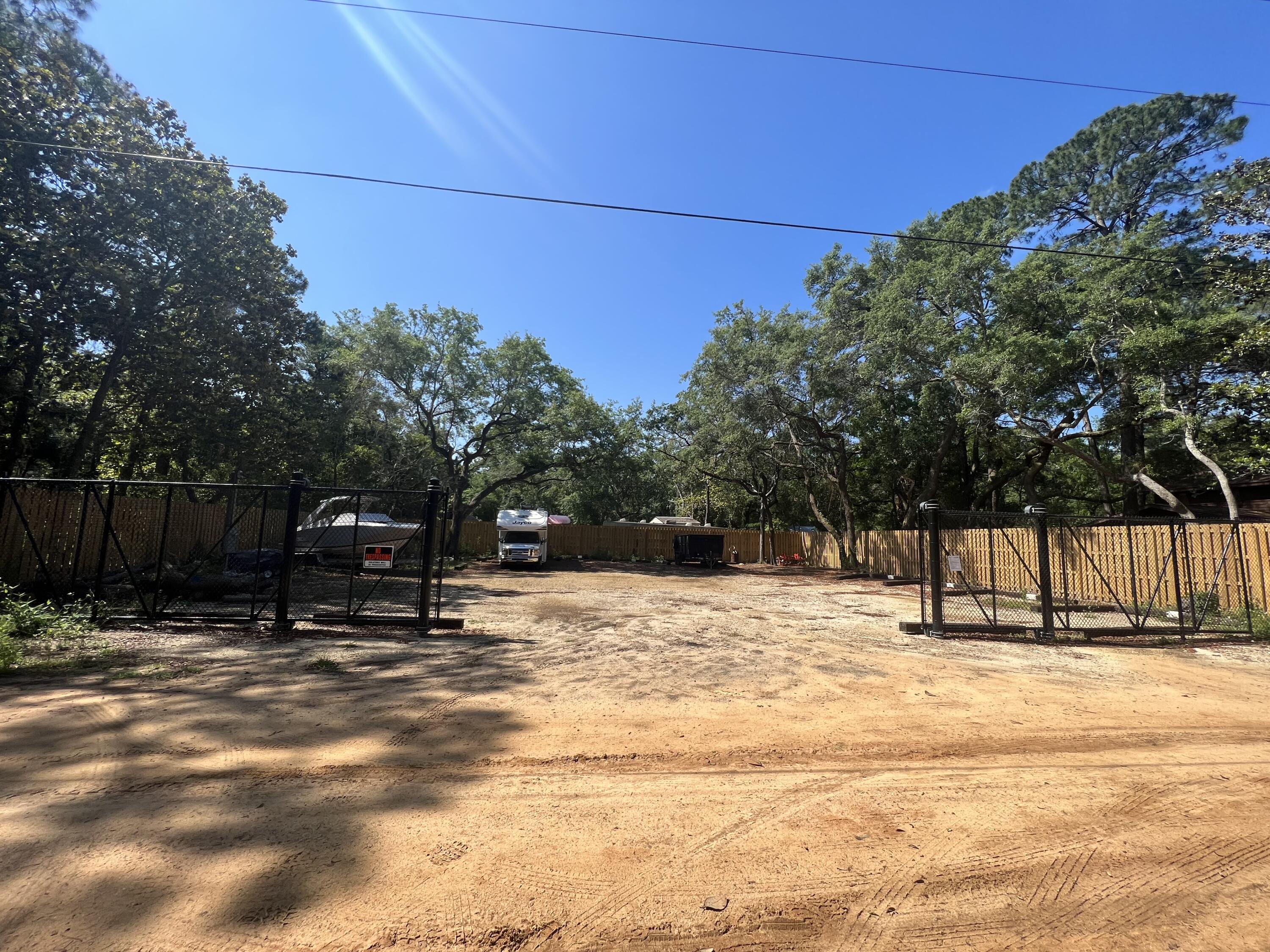 Metes and Bounds - Land