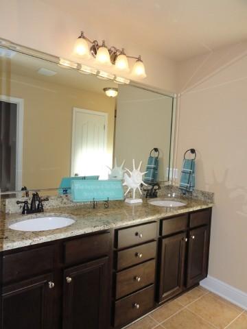 MOSAIC OAKS - Residential