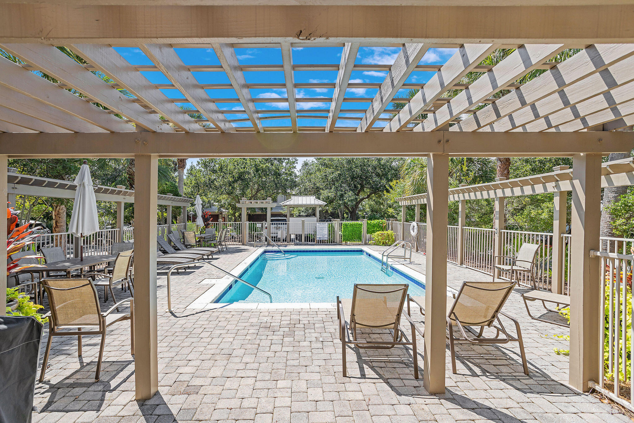 SUMMER RIDGE SOUTH - Residential