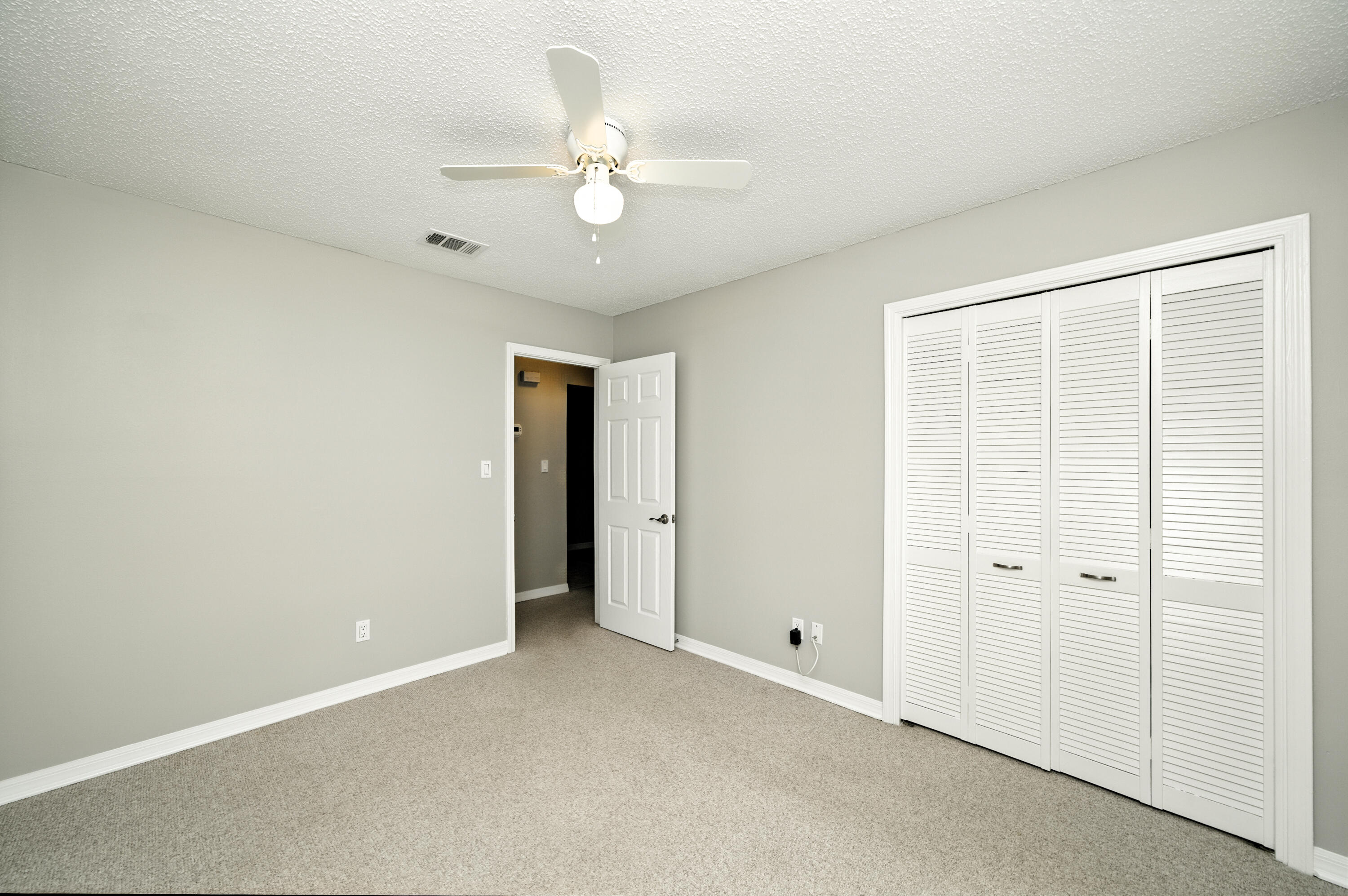 QUIET WOOD - Residential