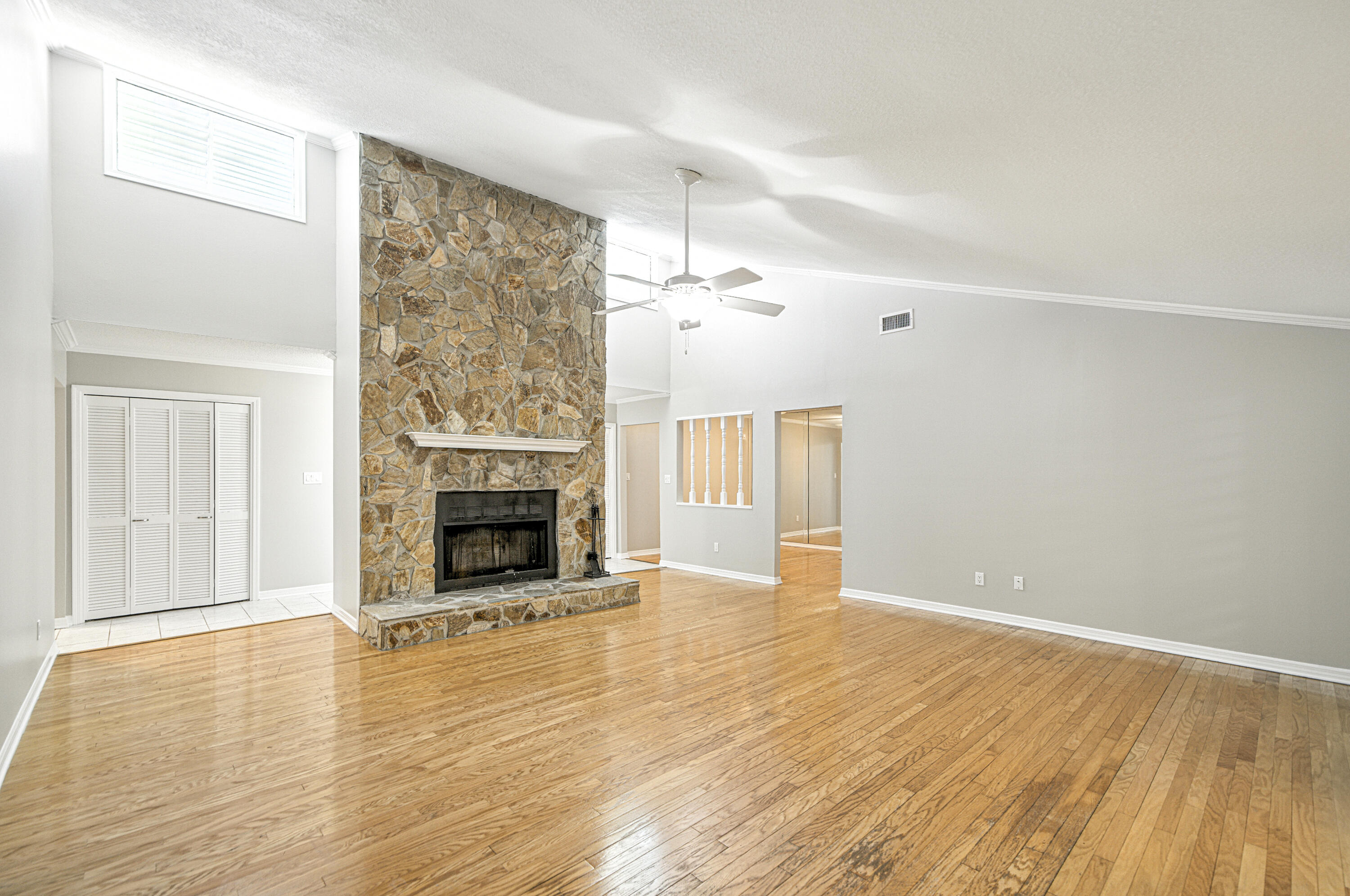 QUIET WOOD - Residential