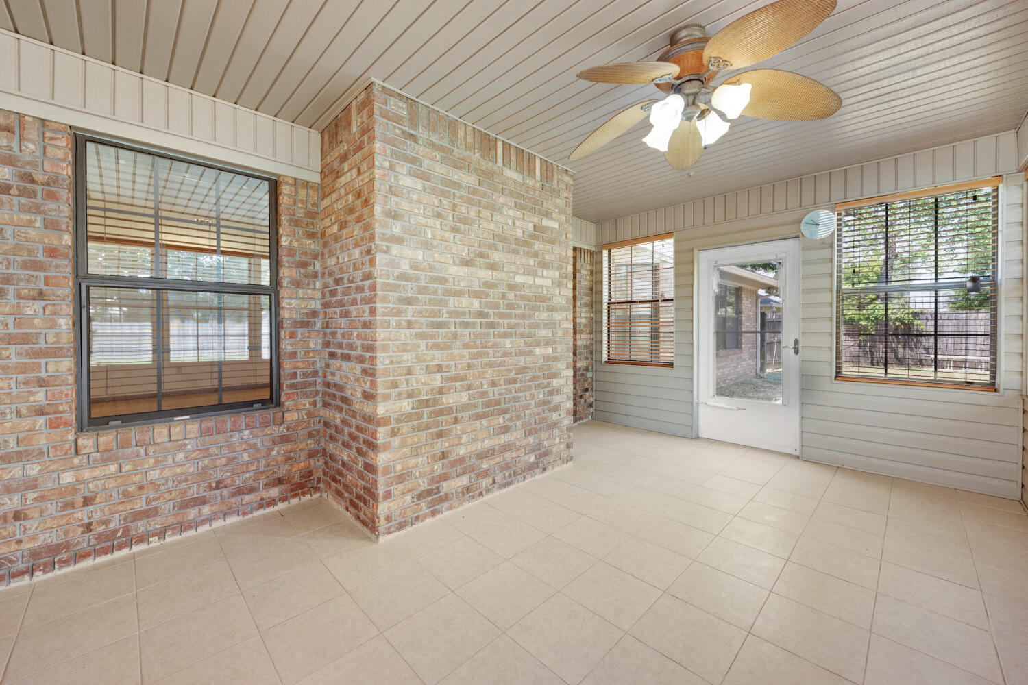 COUNTRYVIEW ESTATES 3RD ADDN - Residential