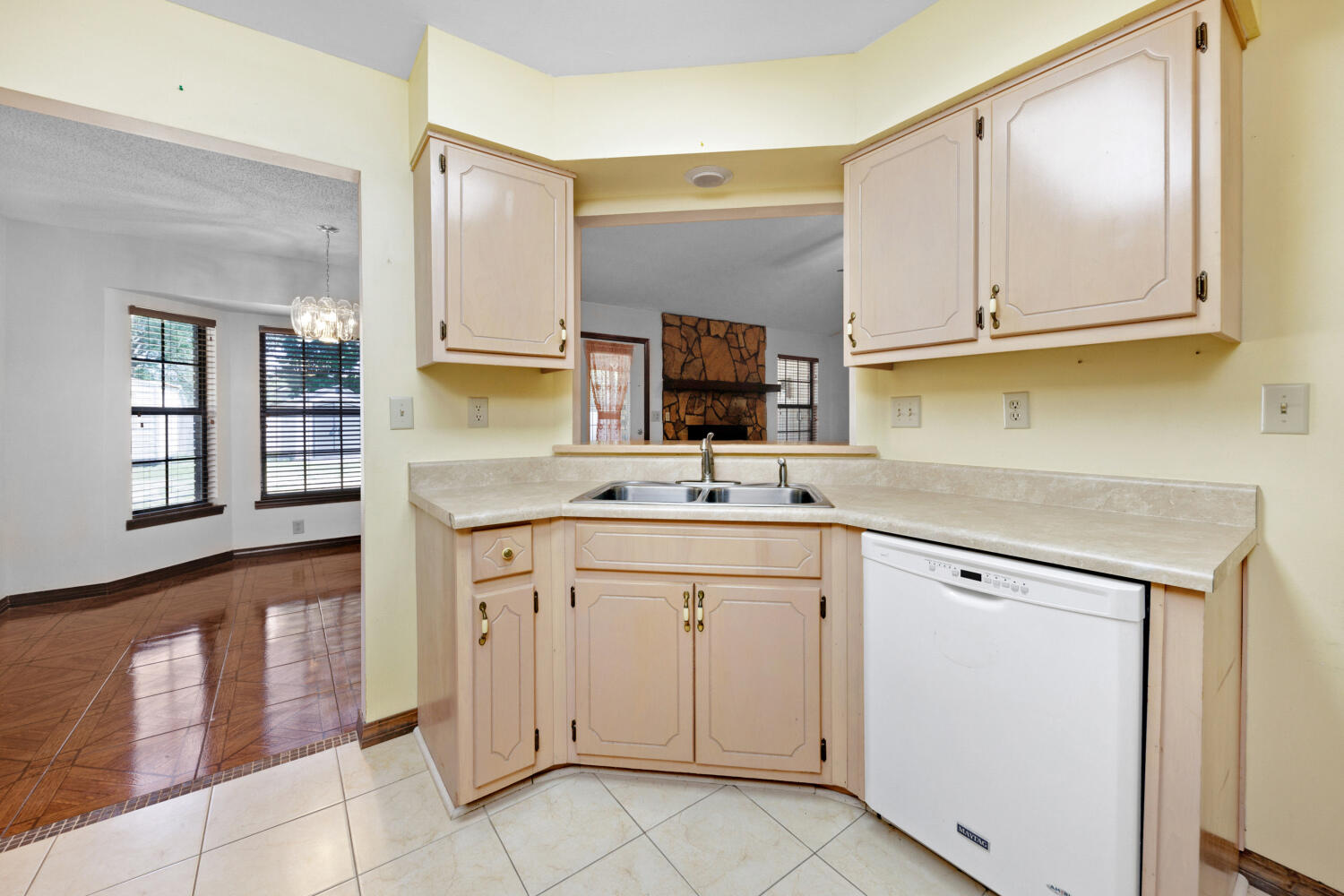 COUNTRYVIEW ESTATES 3RD ADDN - Residential